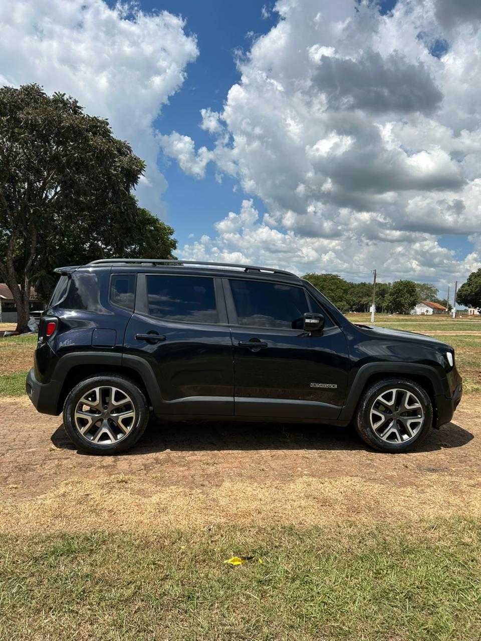 RENEGADE LONGITUDE 1.8 AUT