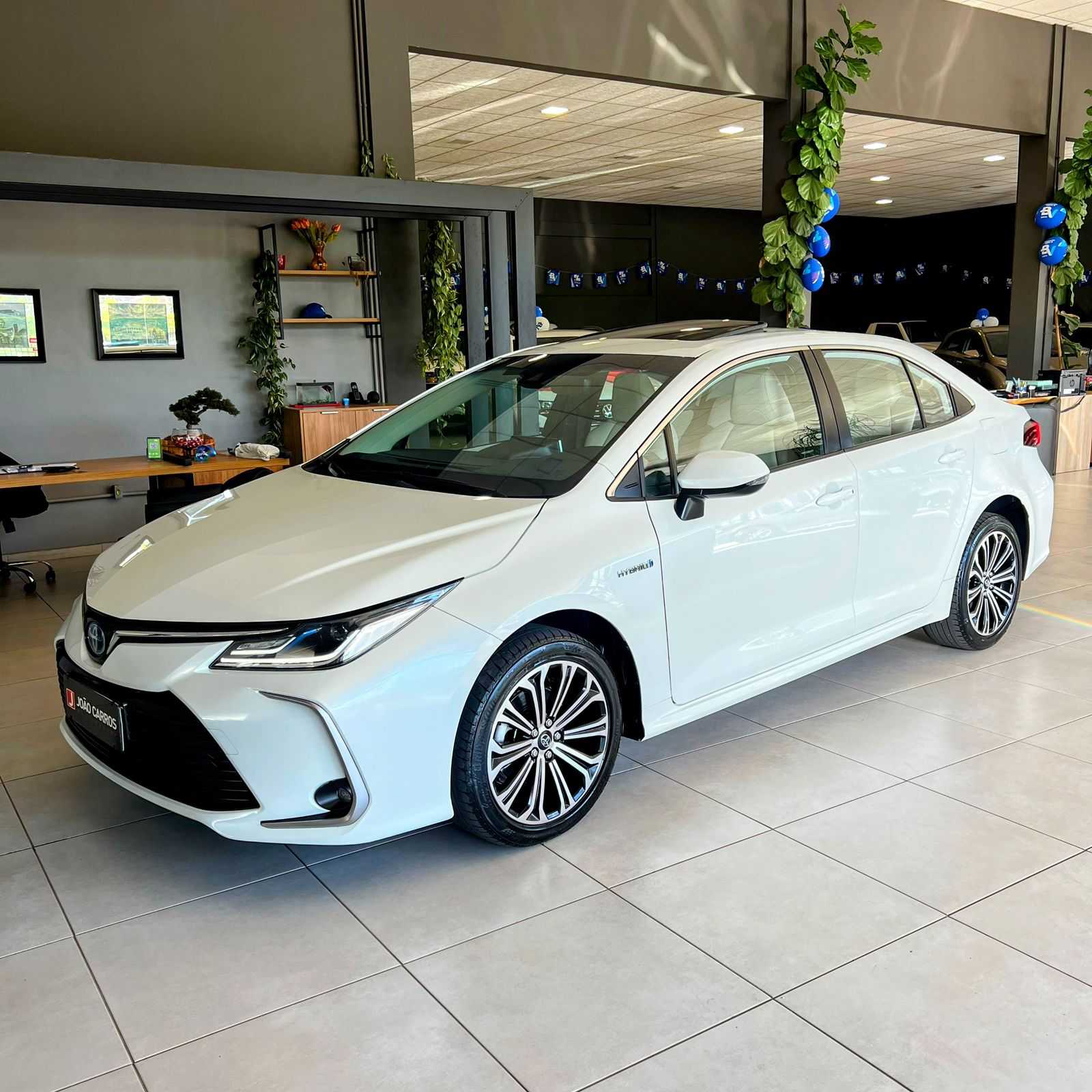 COROLLA ALTIS PREMIUM HYBRID