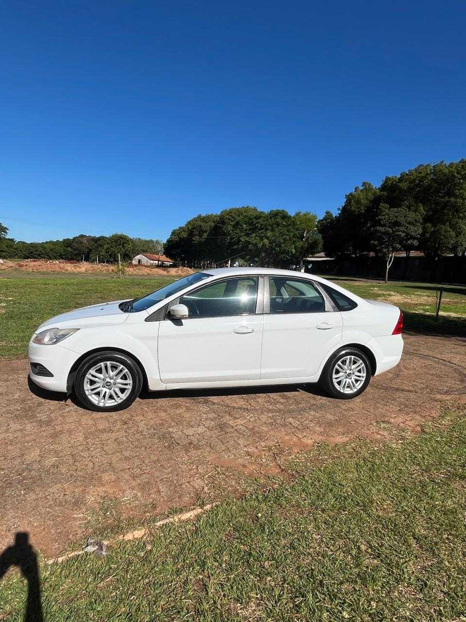 FOCUS SEDAN 1.6 MEC.