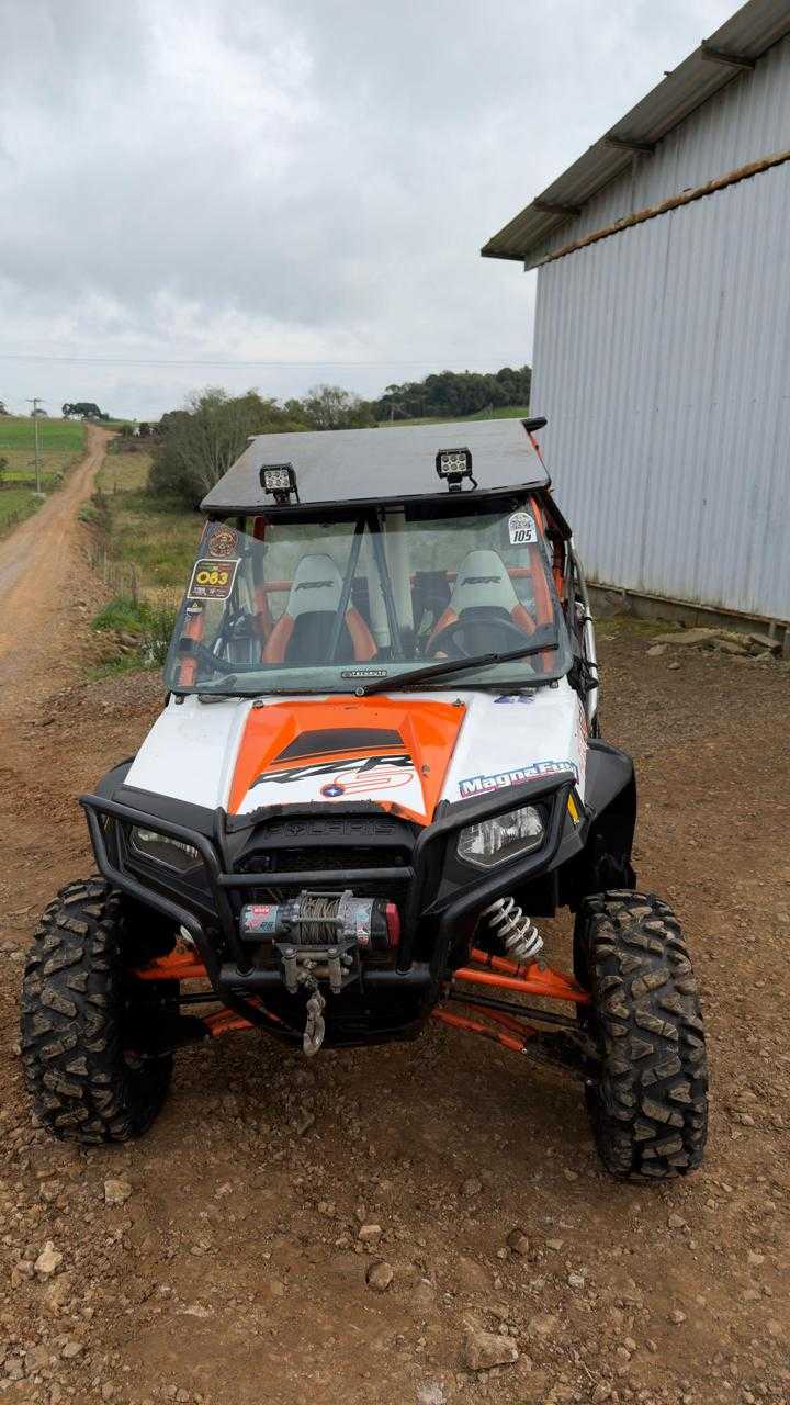 UTV POLARIS RANGER RZR 800