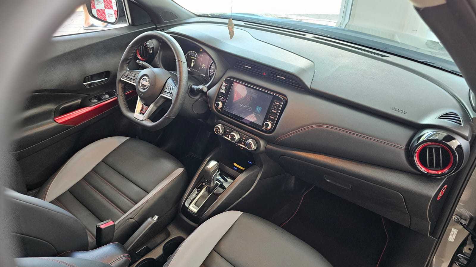 KICKS XPLAI ÚNICO DONO