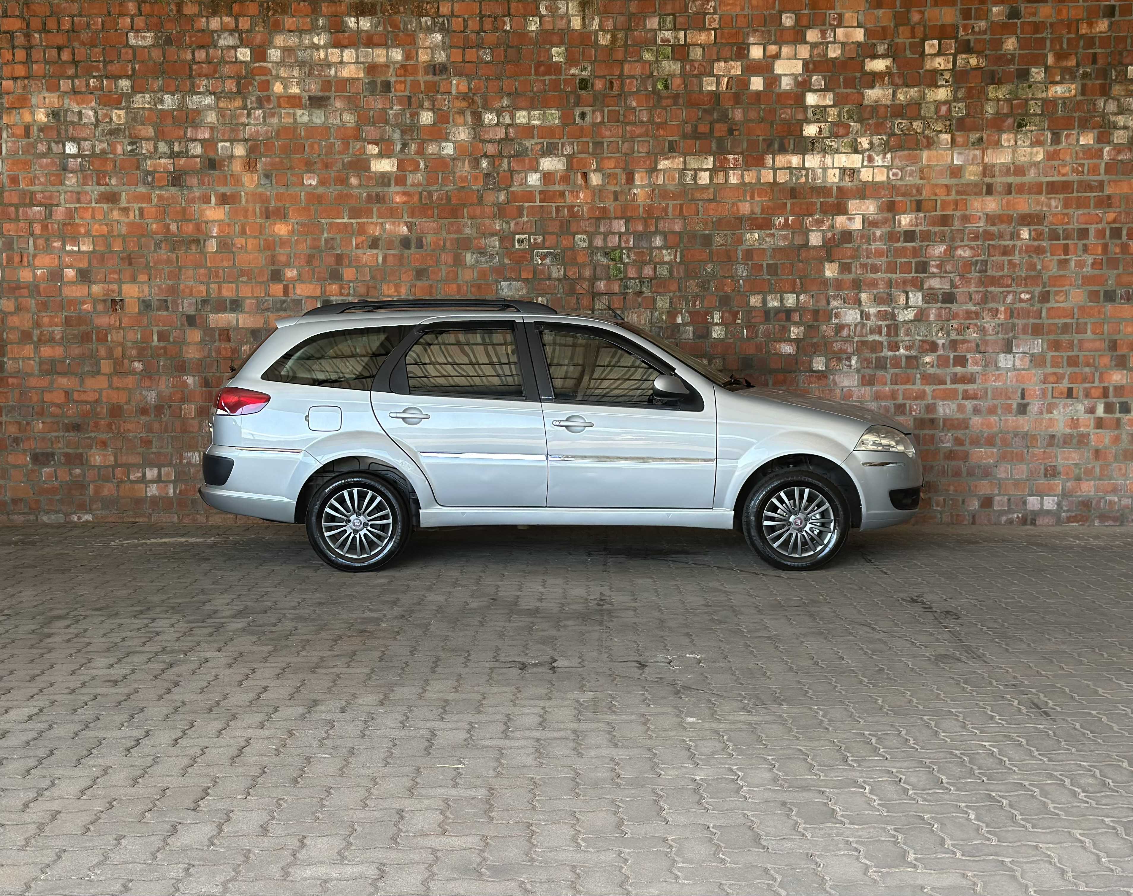 PALIO WEEKEND ATTRACTIVE 1.4