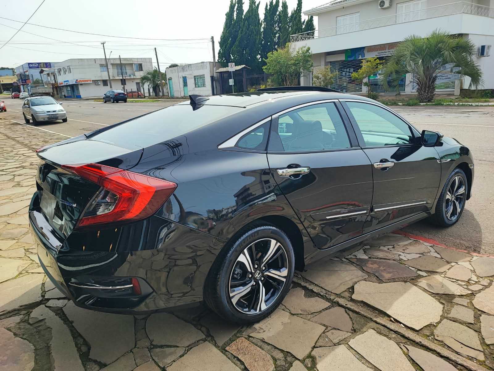 CIVIC 1.5 TOURING