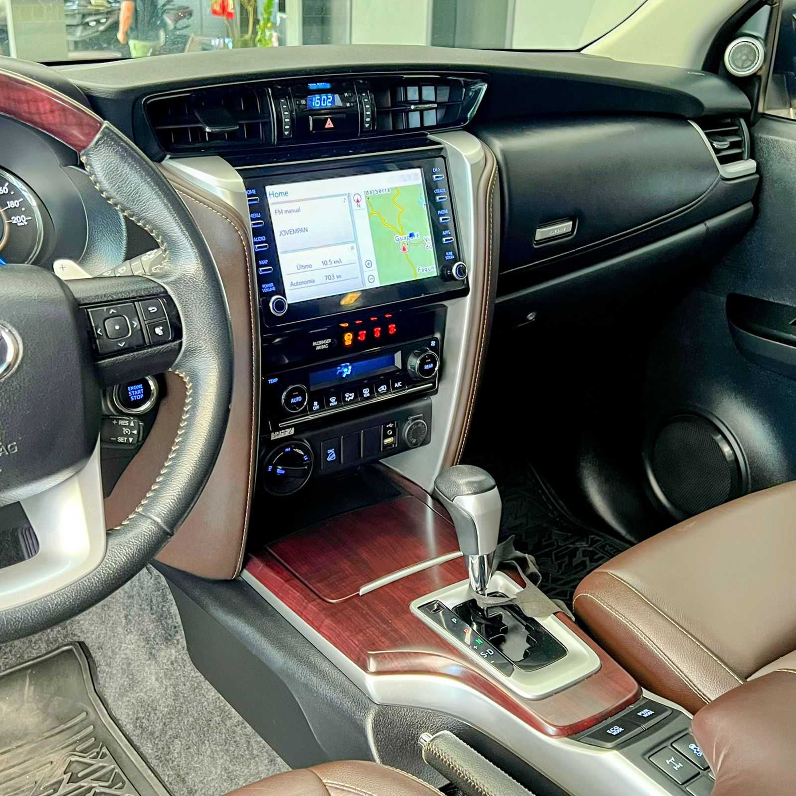 HILUX SW4 SRX 2.8 4X4 DIESEL