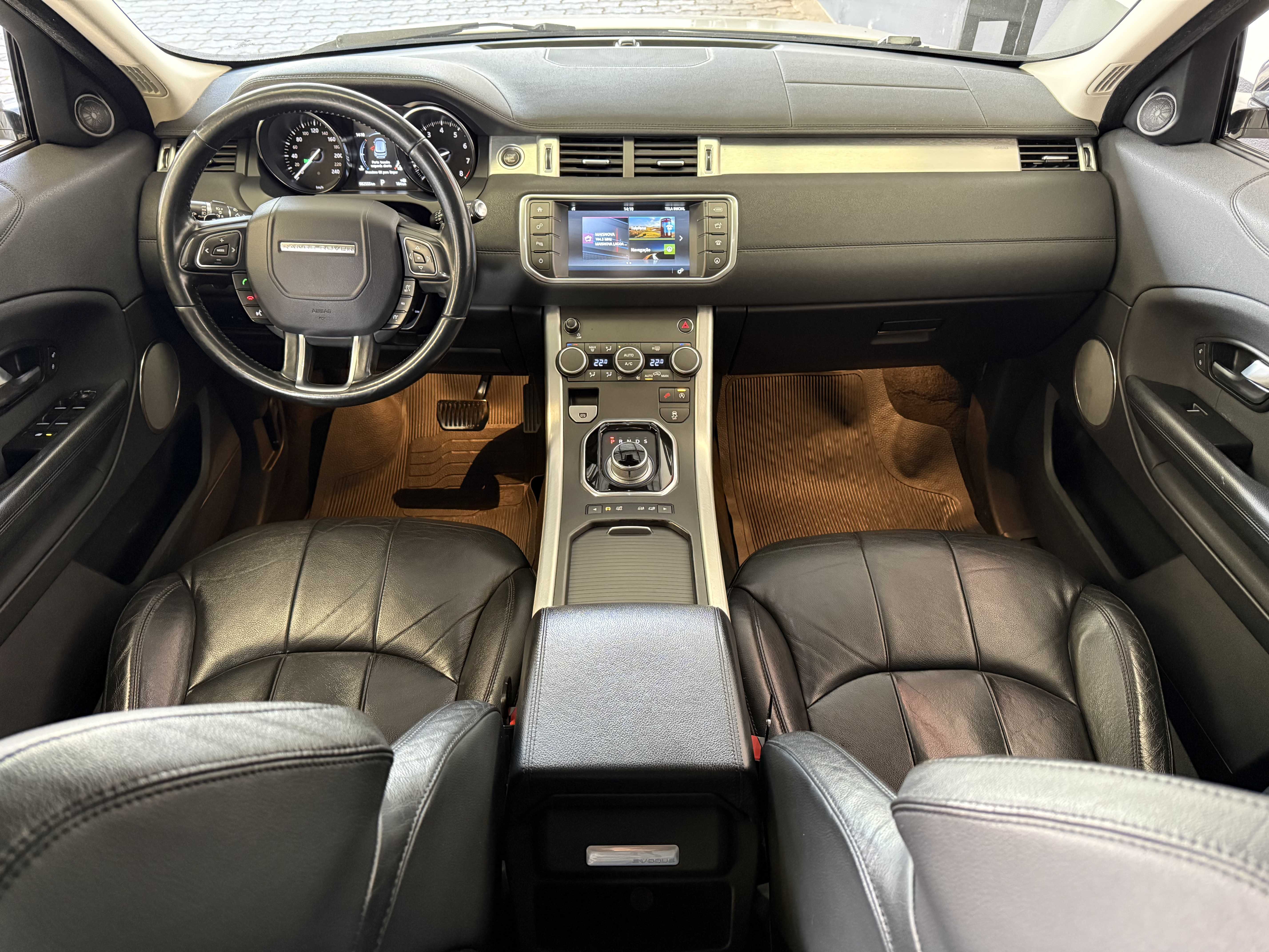 LAND ROVER EVOQUE SE