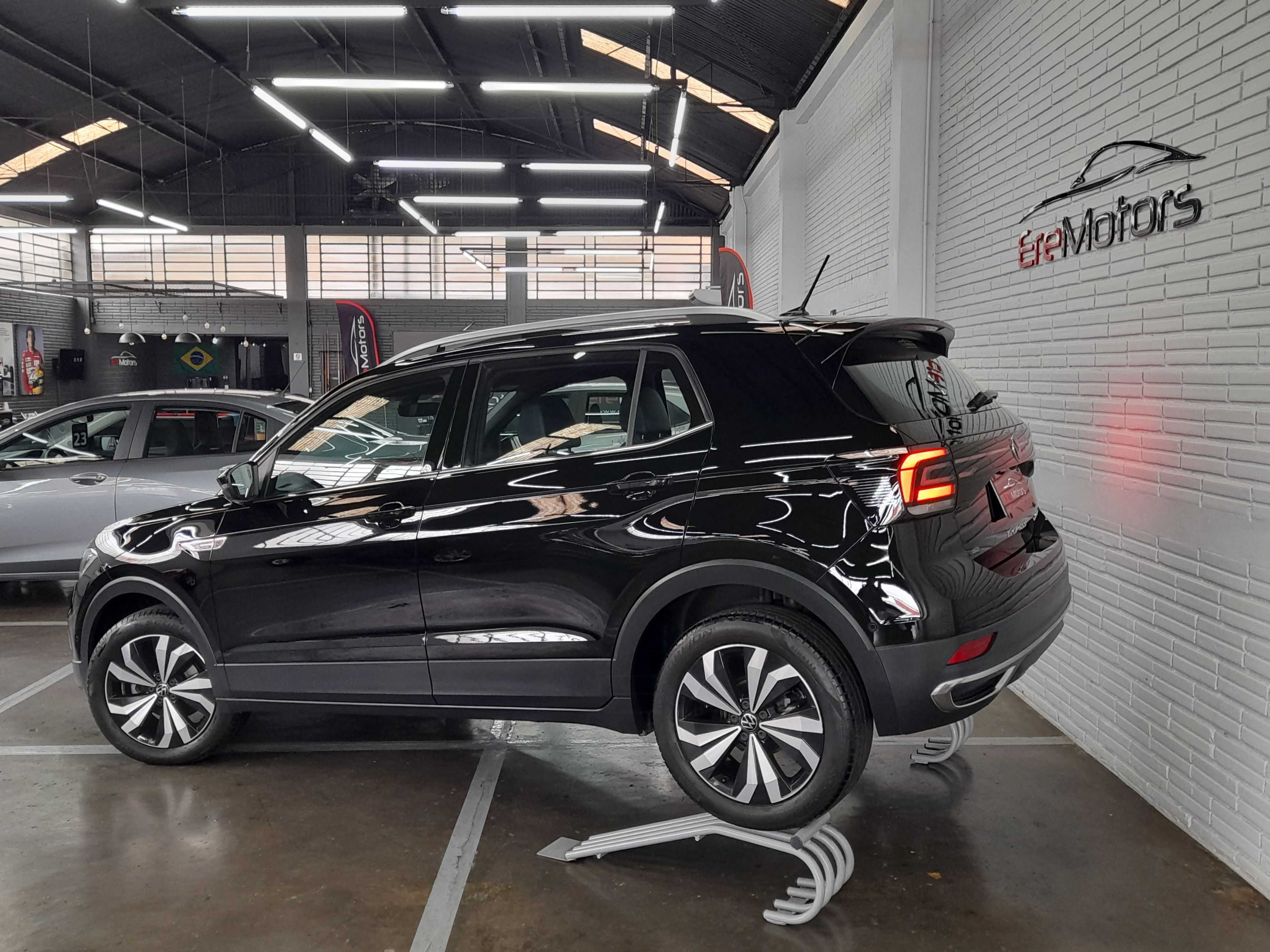 T-CROSS HIGHLINE 250TSI