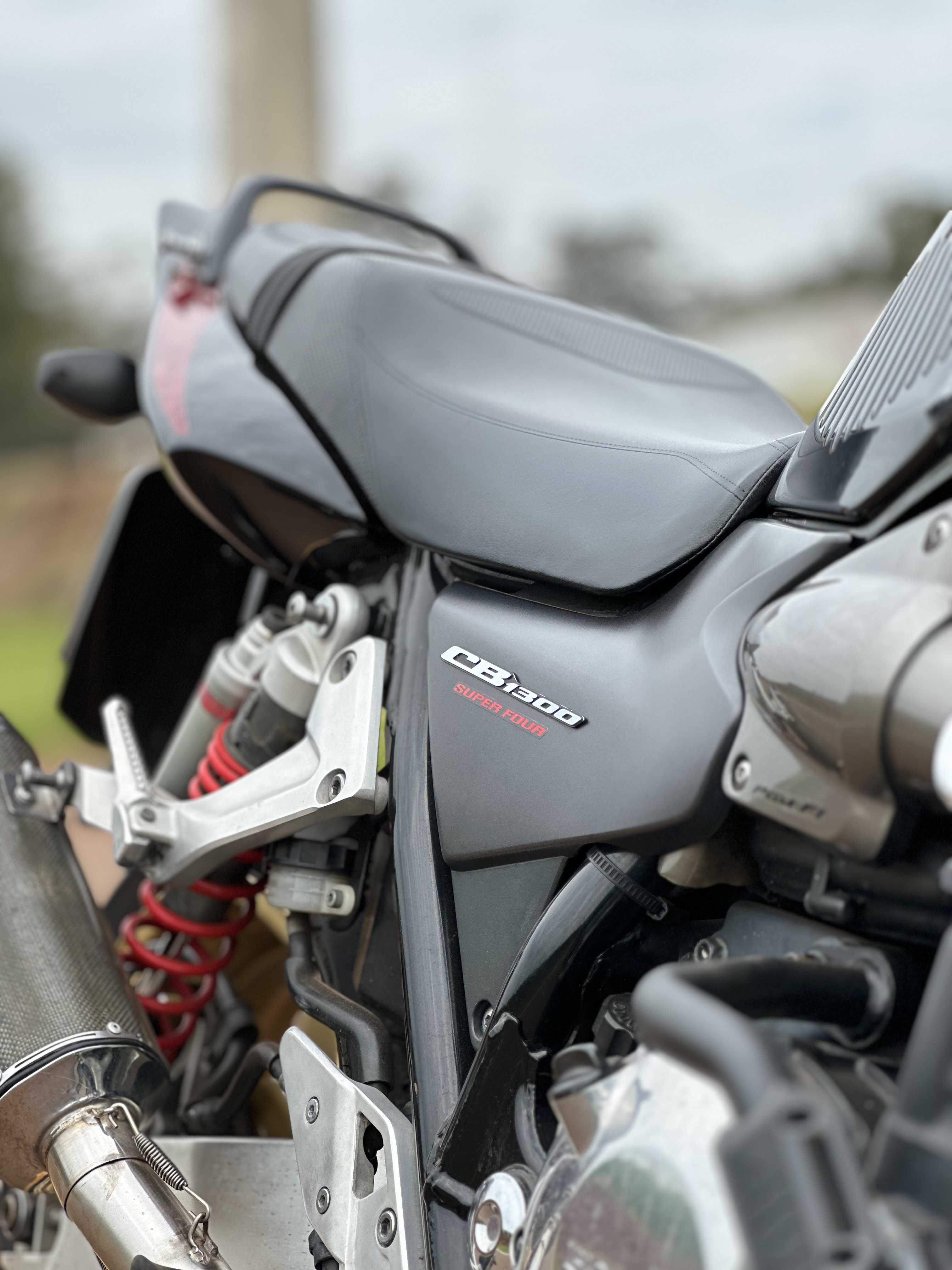 HONDA CB 1300 SUPER FOUR