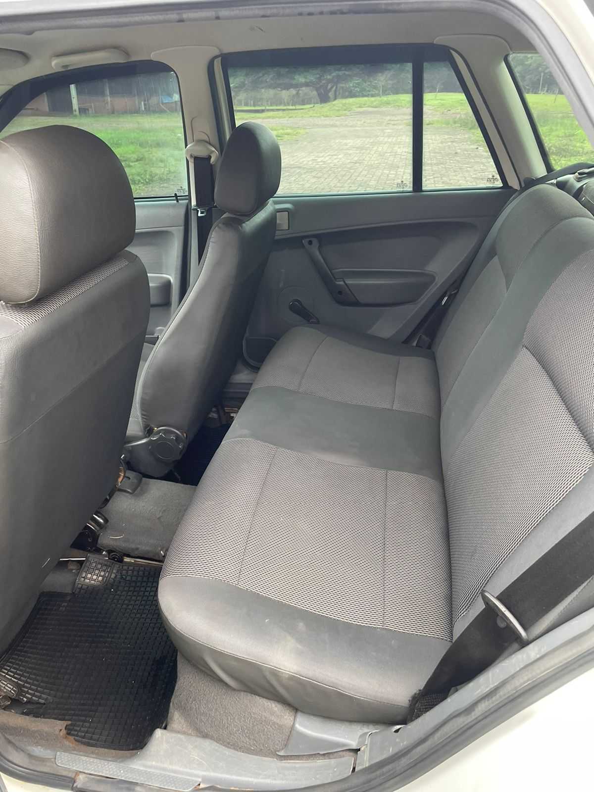 PARATI TITAN 1.6 MI 4P