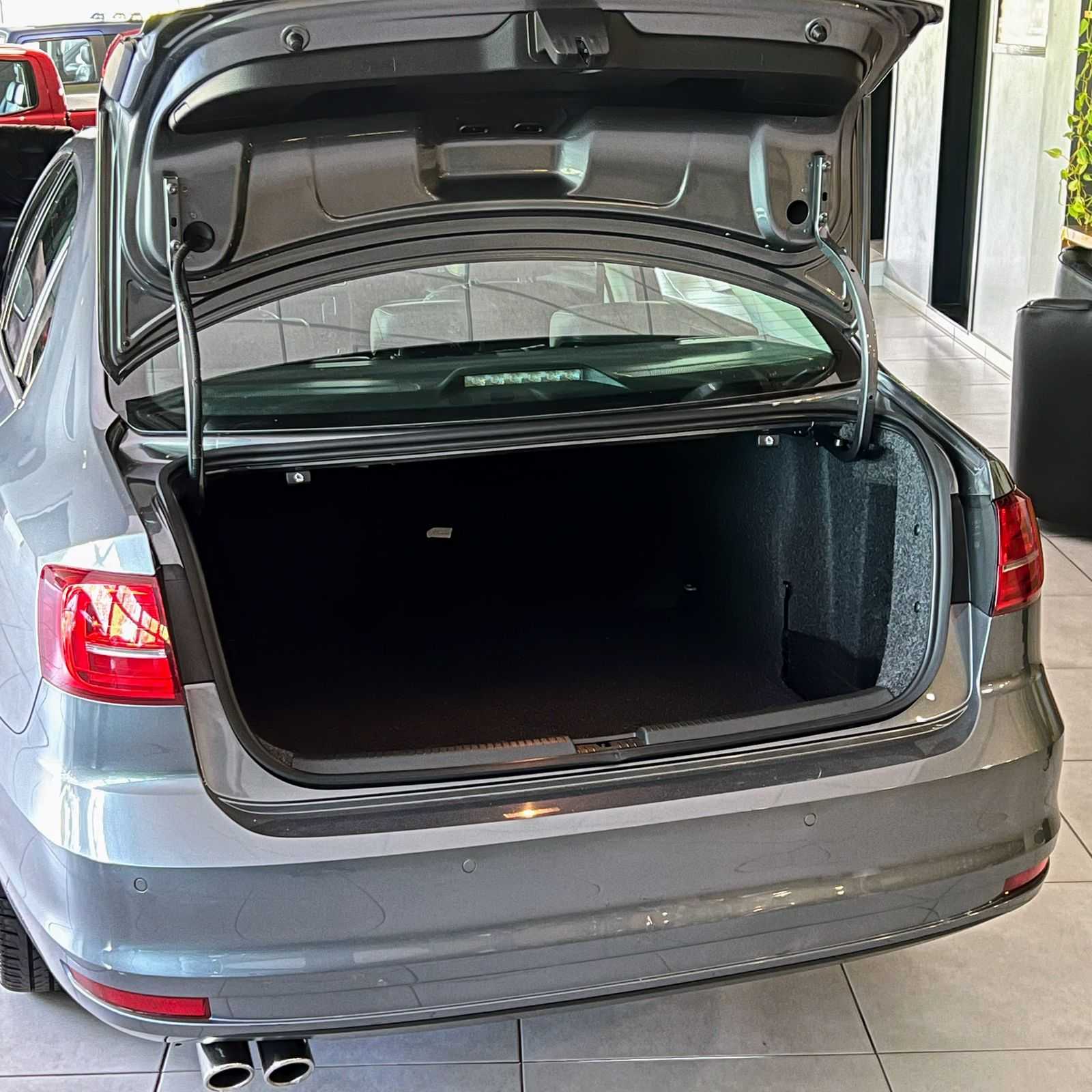 JETTA HIGHLINE 2.0 TSI AUT