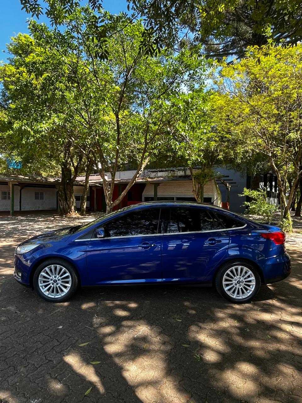 FOCUS FASTBACK 2.0 PLUS