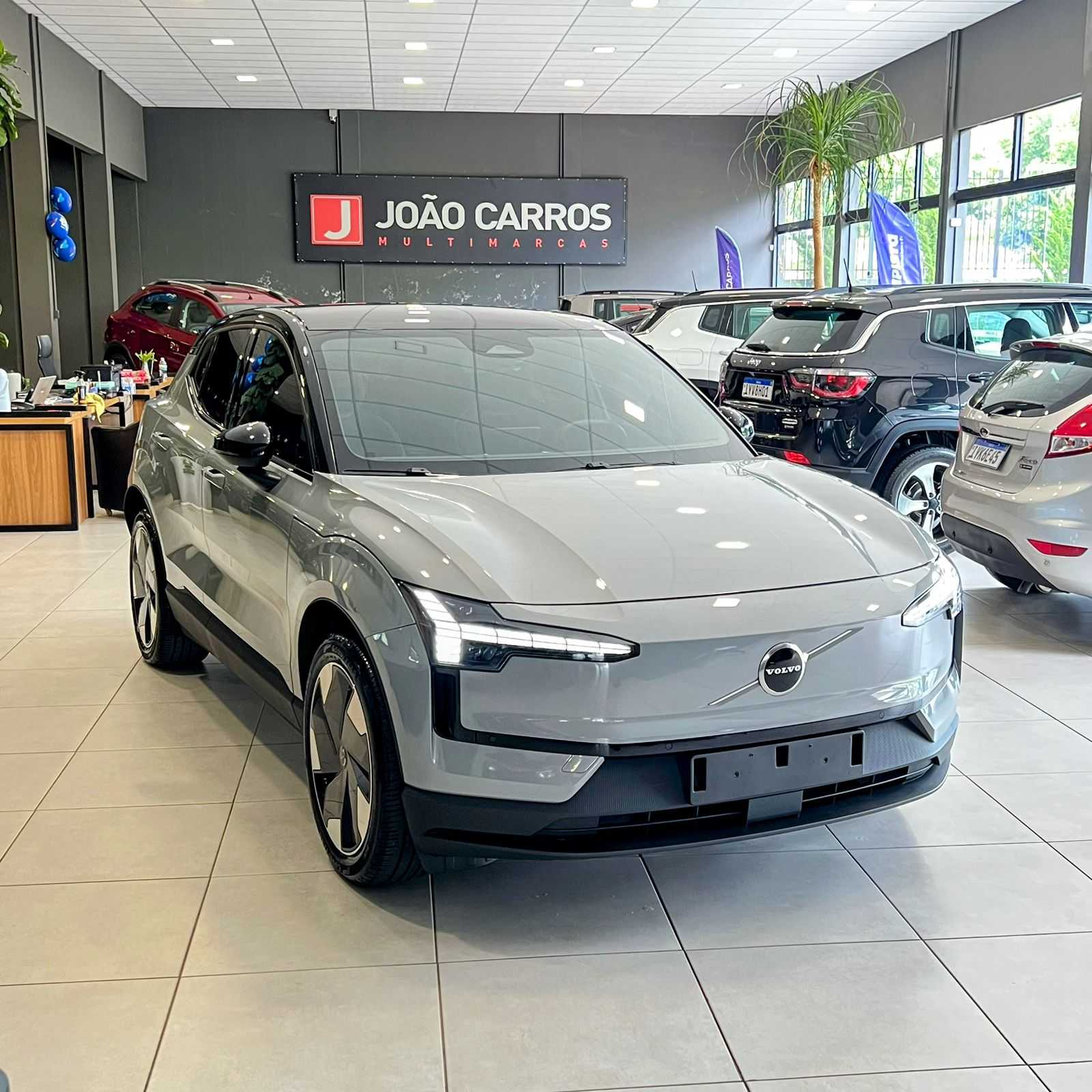 EX30 E60 PLUS ELETRICO localizado em Guaporé no estado de RS