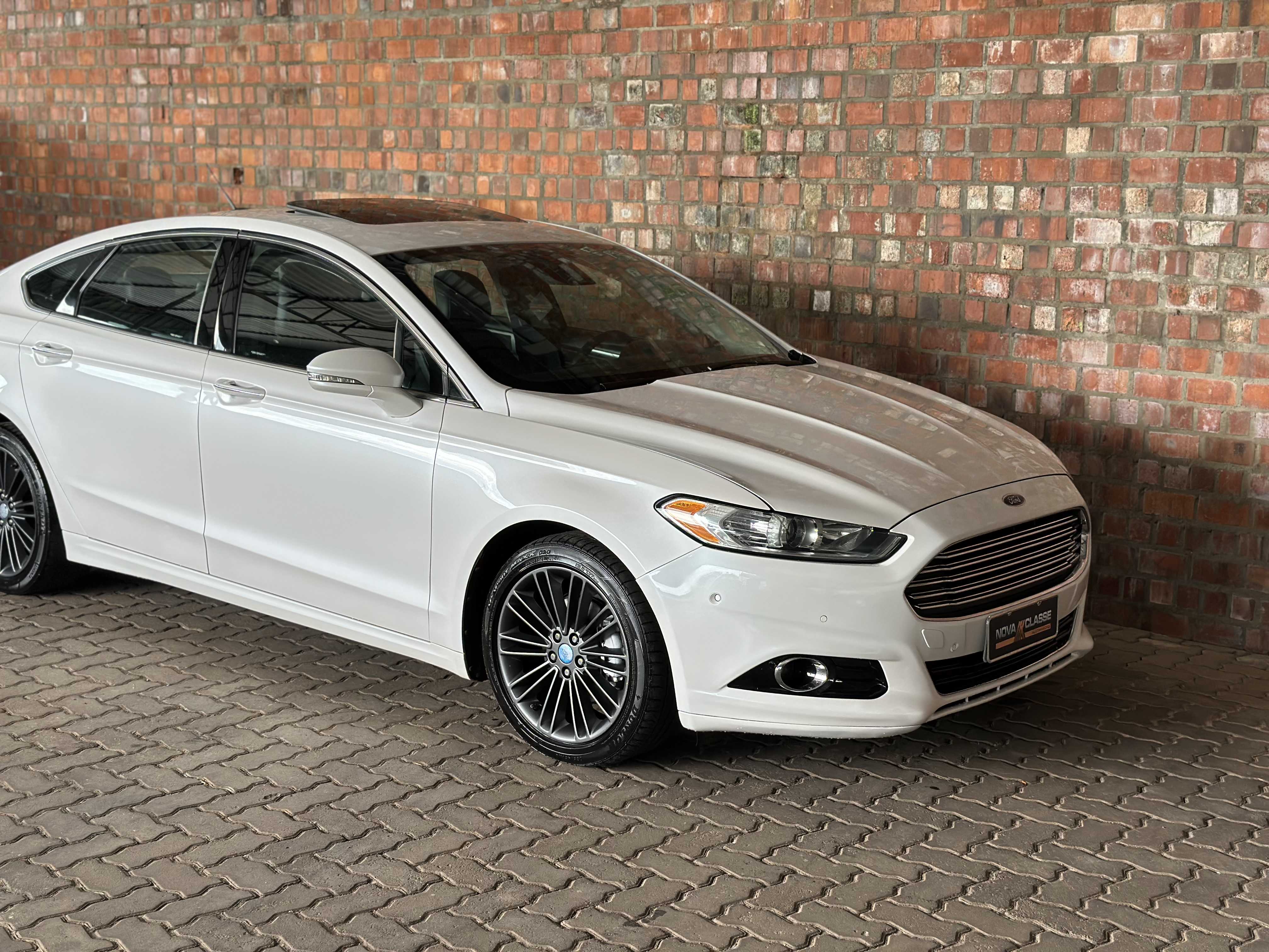 FUSION TITANIUM 2.0 AWD