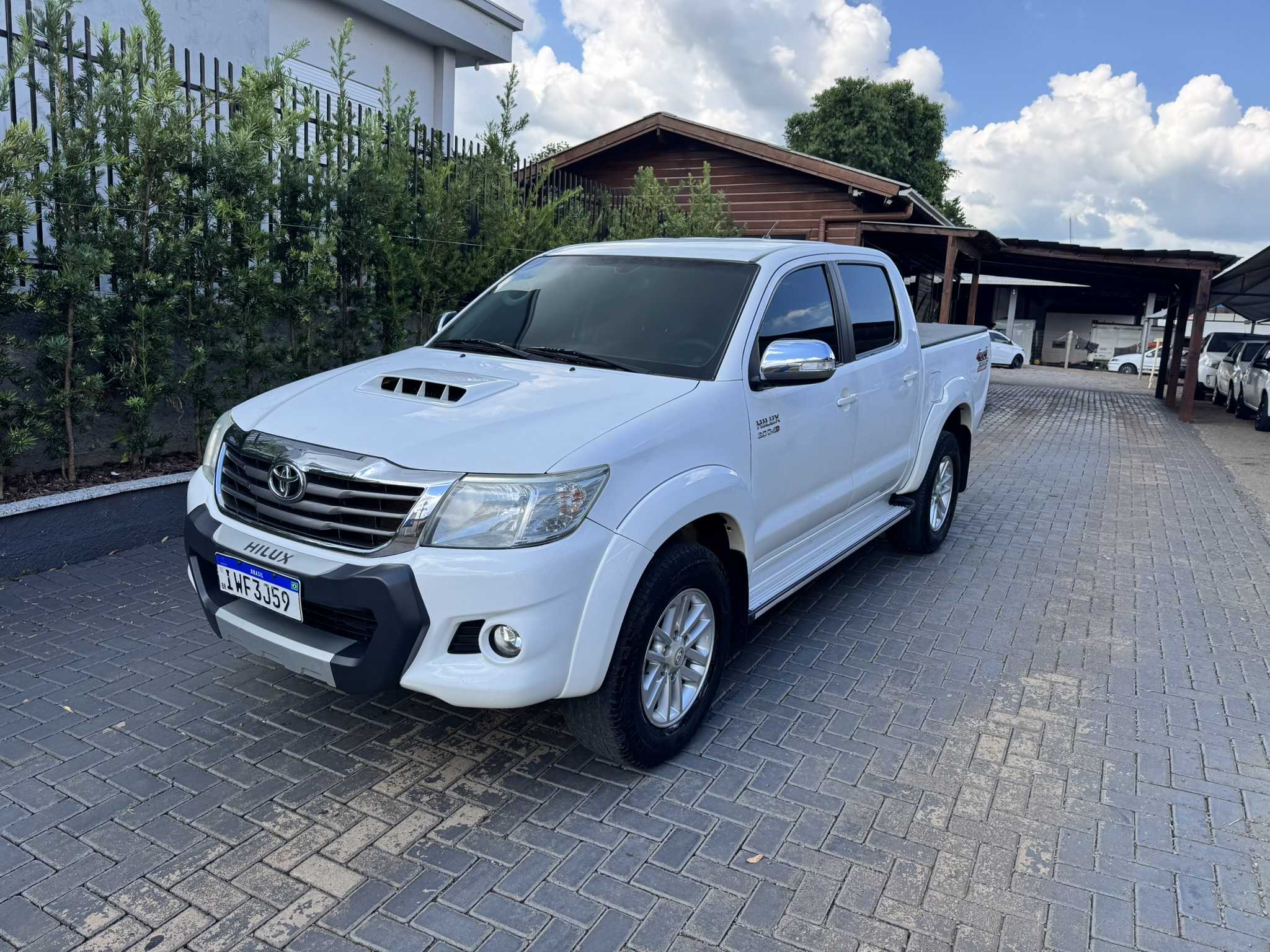 HILUX SRV 4X4