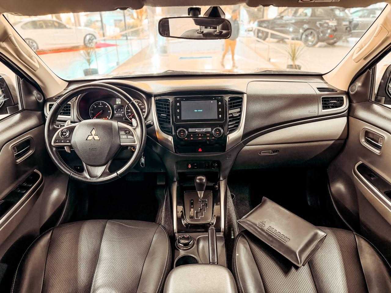 TRITON 2.4 SPORT HPE DIES. 4X4
