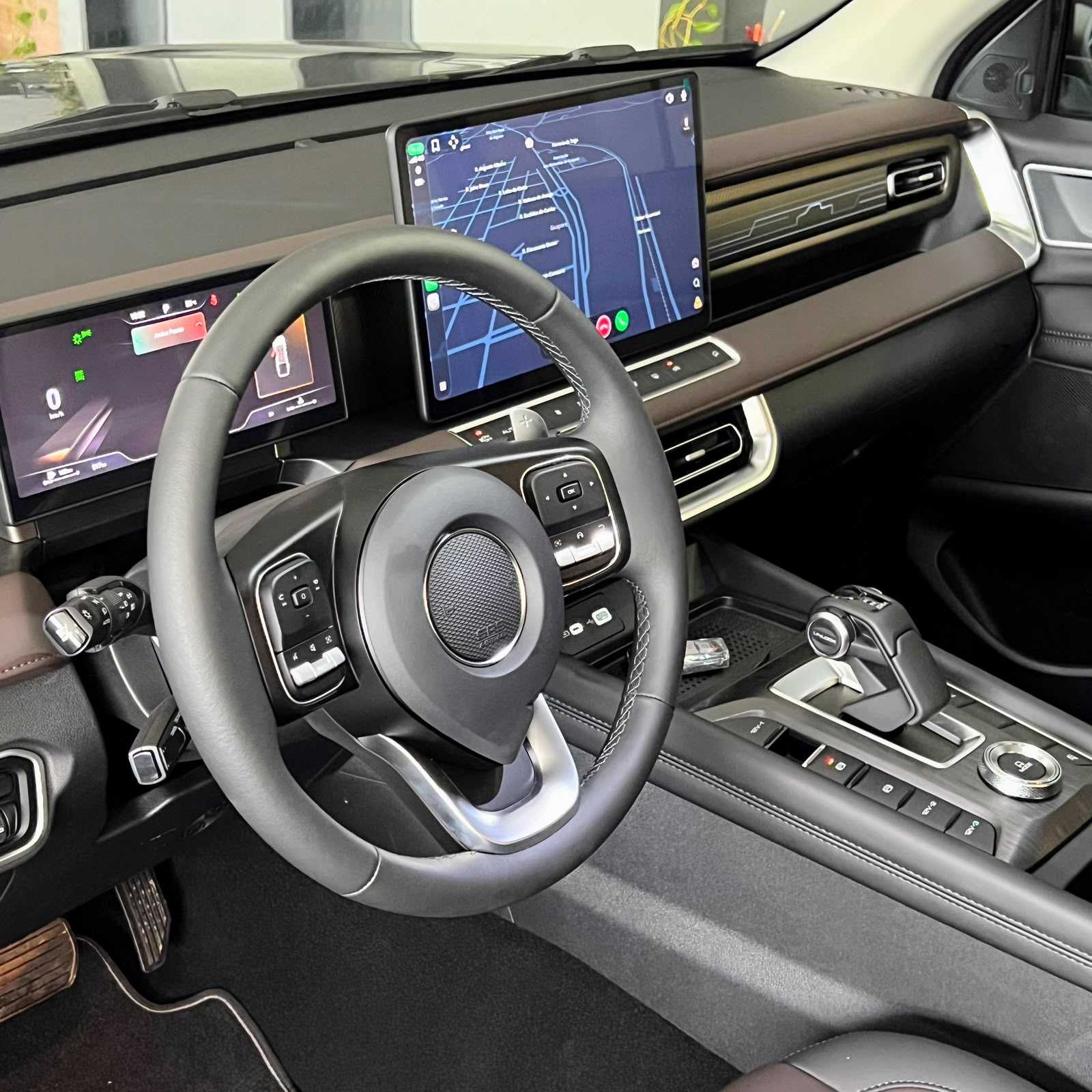 POER P30 EXCLUSIVE 2.4 TDI 4X4