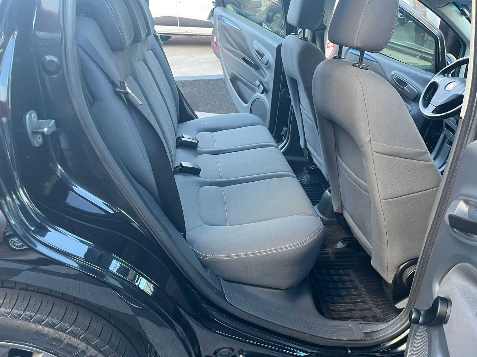 PUNTO 1.4 ATTRACTIVE