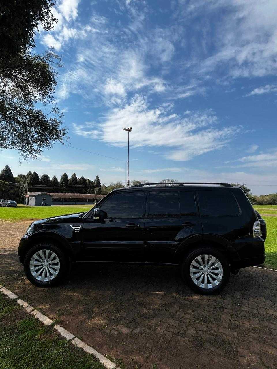 PAJERO FULL 3.8 V6 localizado em Espumoso no estado de RS