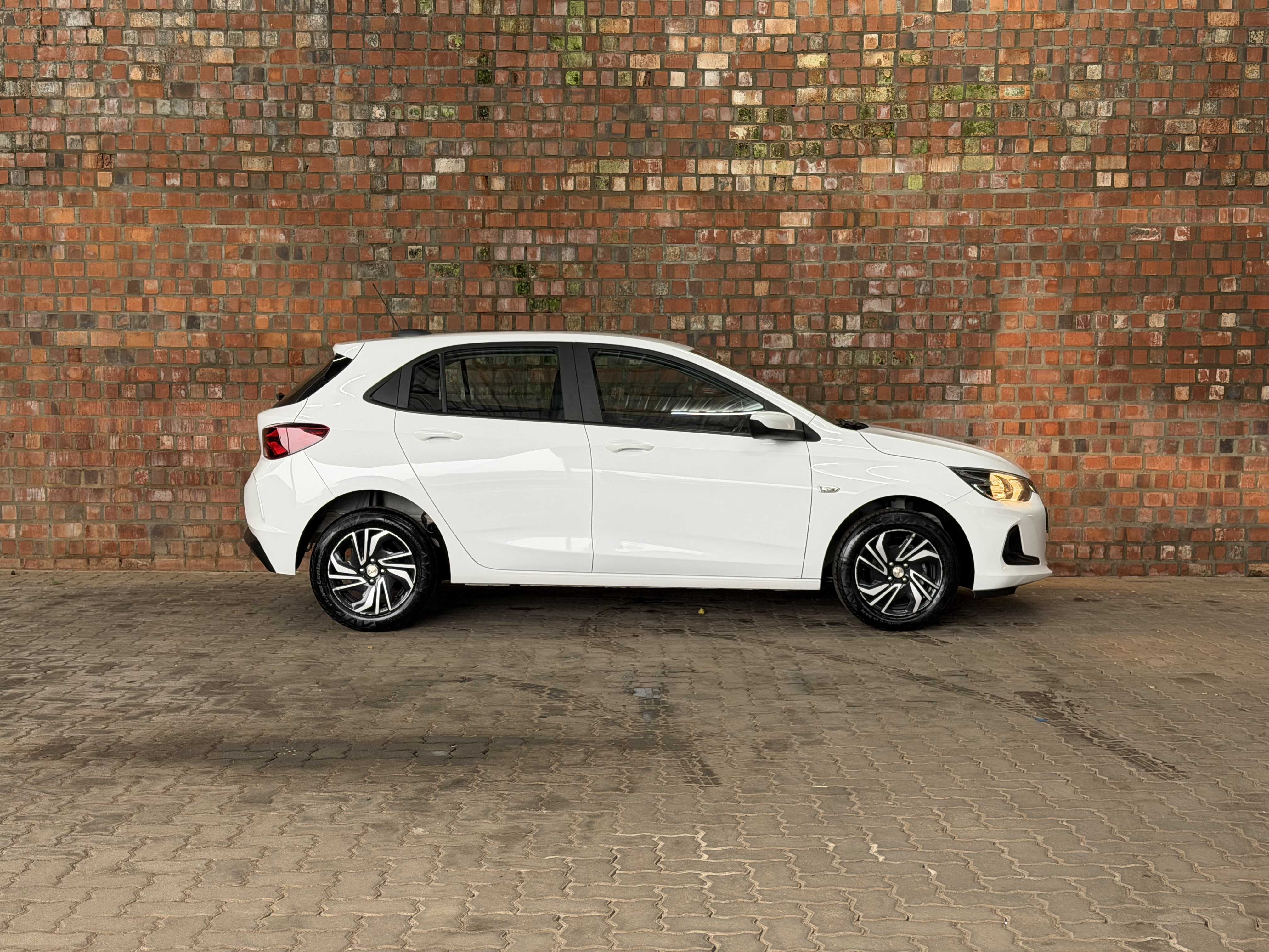 ONIX HATCH LT2 1.0 FLEX