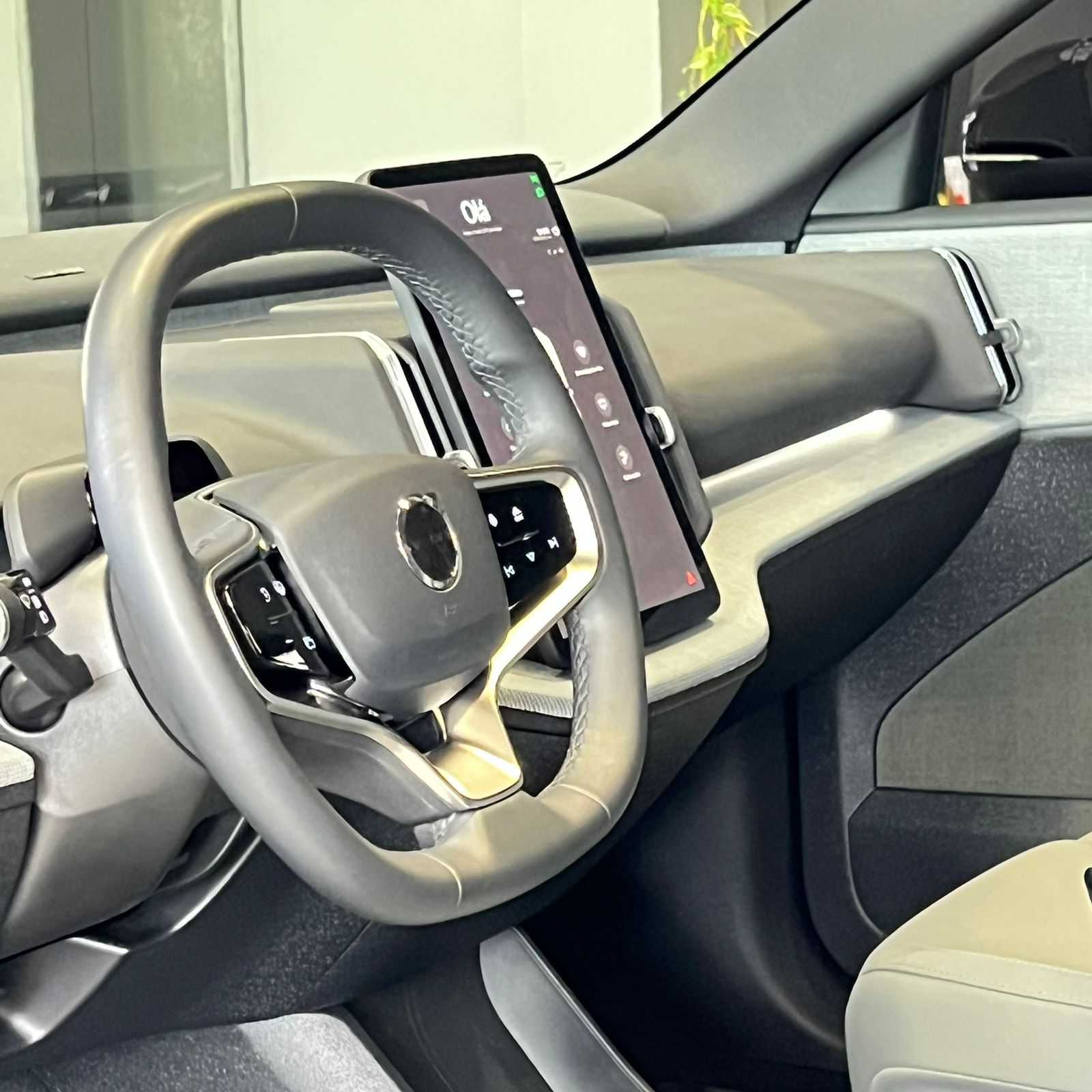 EX30 E60 PLUS ELETRICO