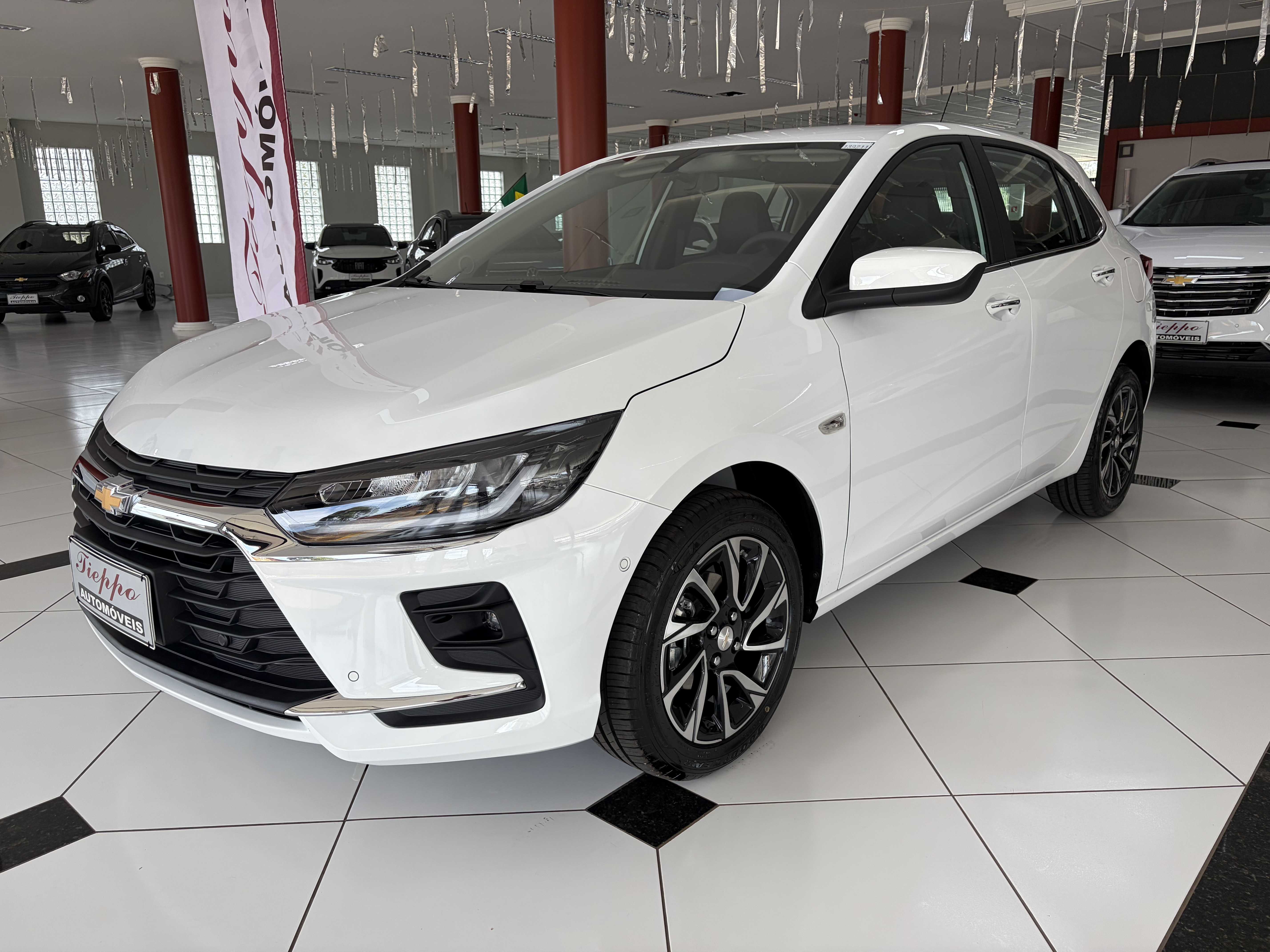 ONIX HATCH PREMIER2 1.0 T AT