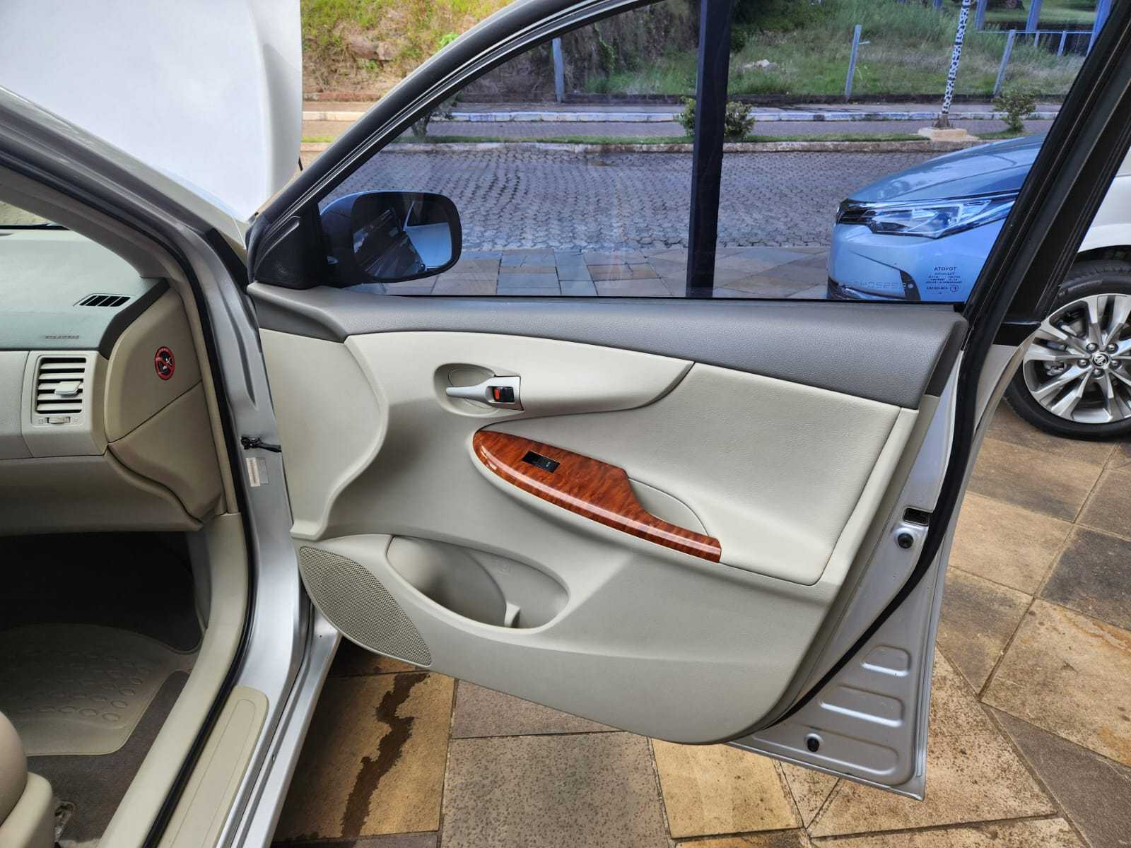 COROLLA ALTIS 2.0 AUT.