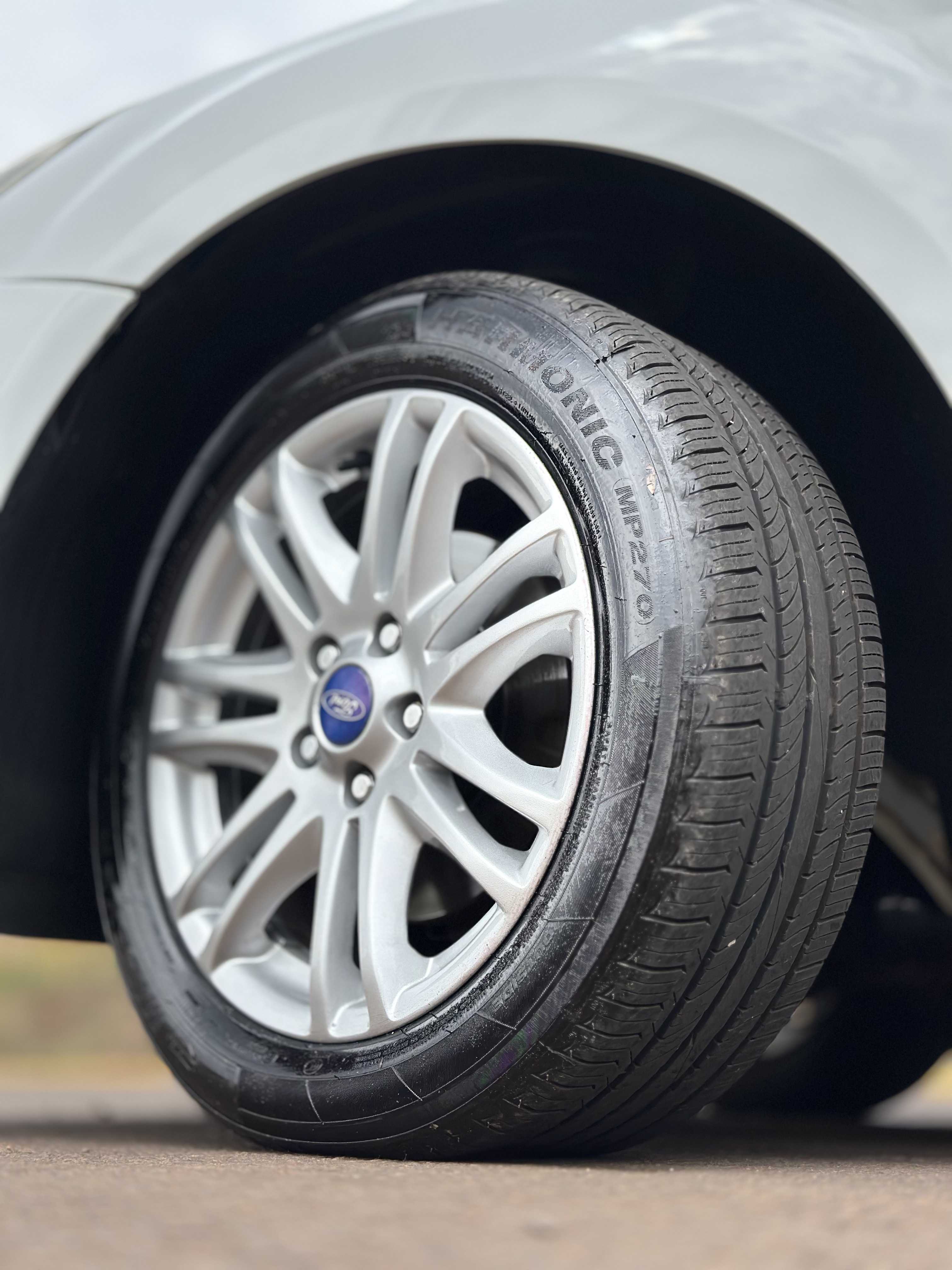 FORD FOCUS 2.0 SD MANUAL