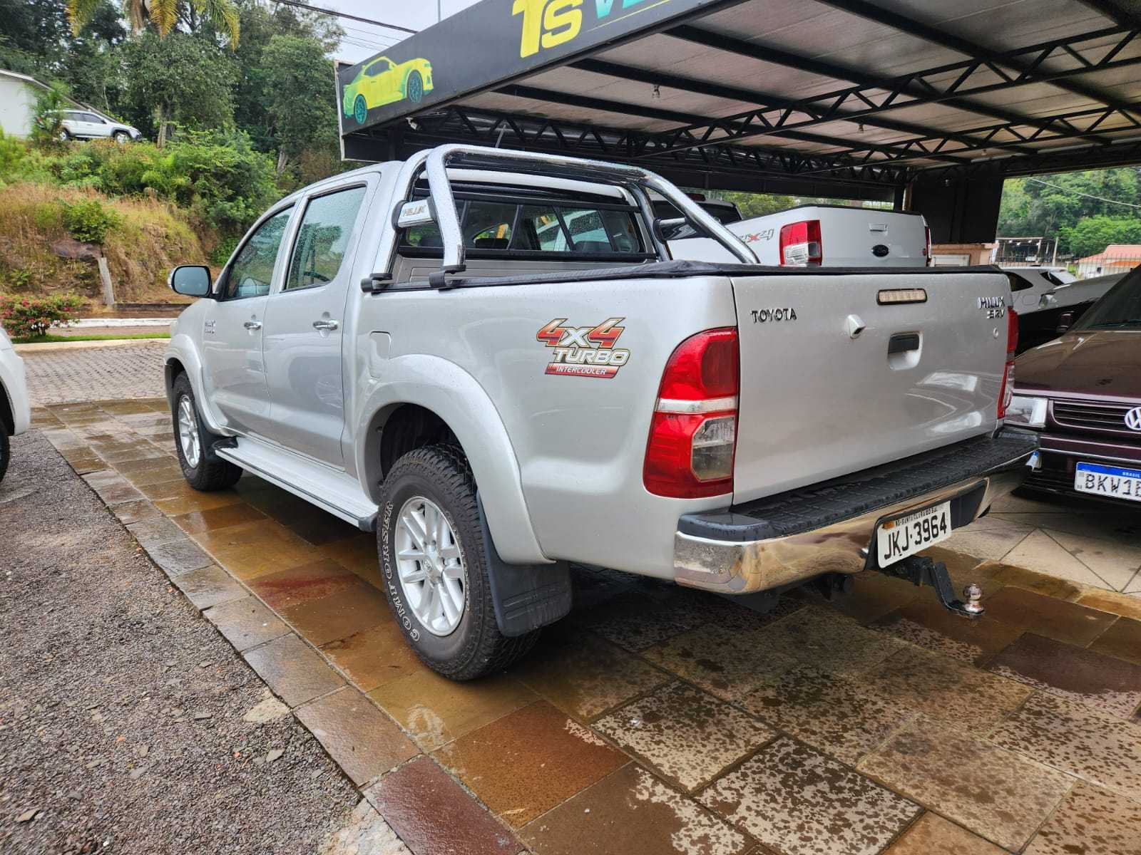 HILUX CD SRV 3.0 4X4 AUT