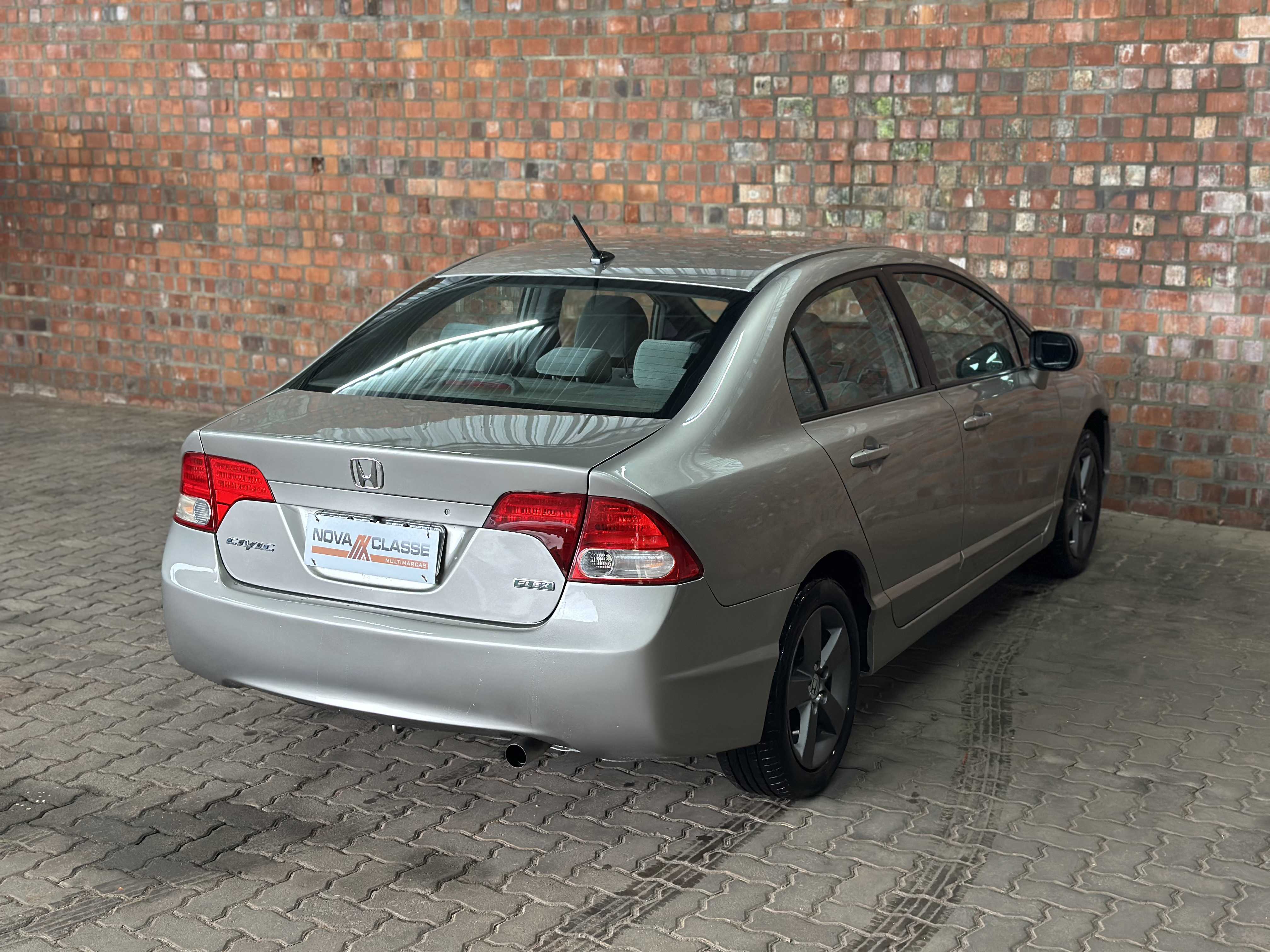 CIVIC LXS 1.8 MANUAL