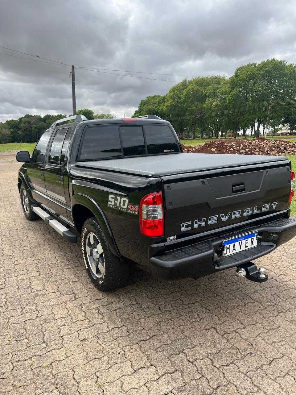 S10 EXECUTIVE 2.8 CD