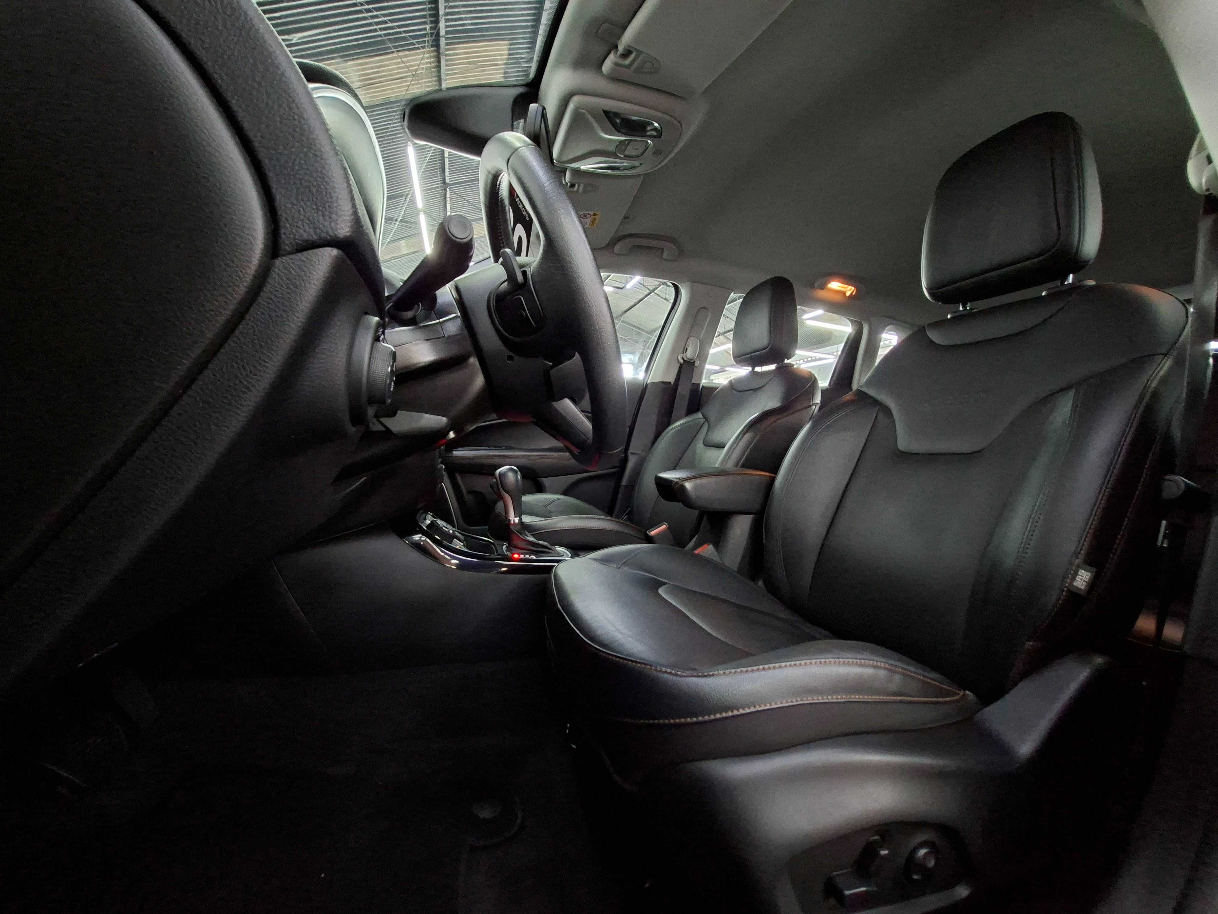 COMPASS LIMITED 2.0 4X4 DIESEL