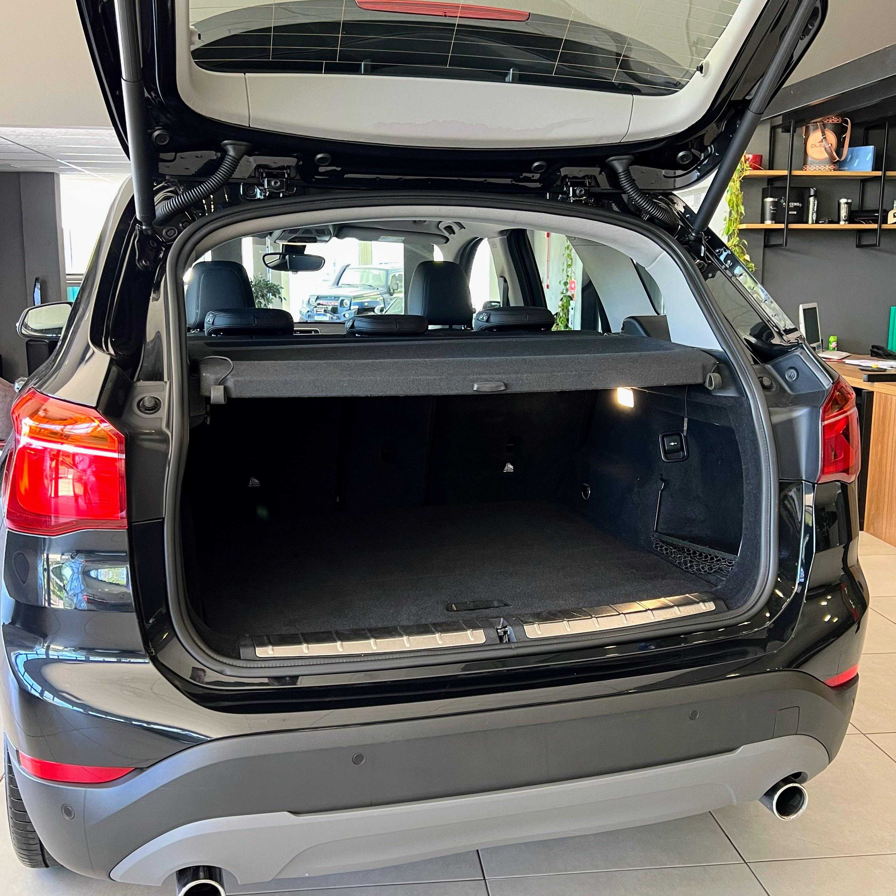 BMW X1 SDRIVE 20I 2.0T AUT