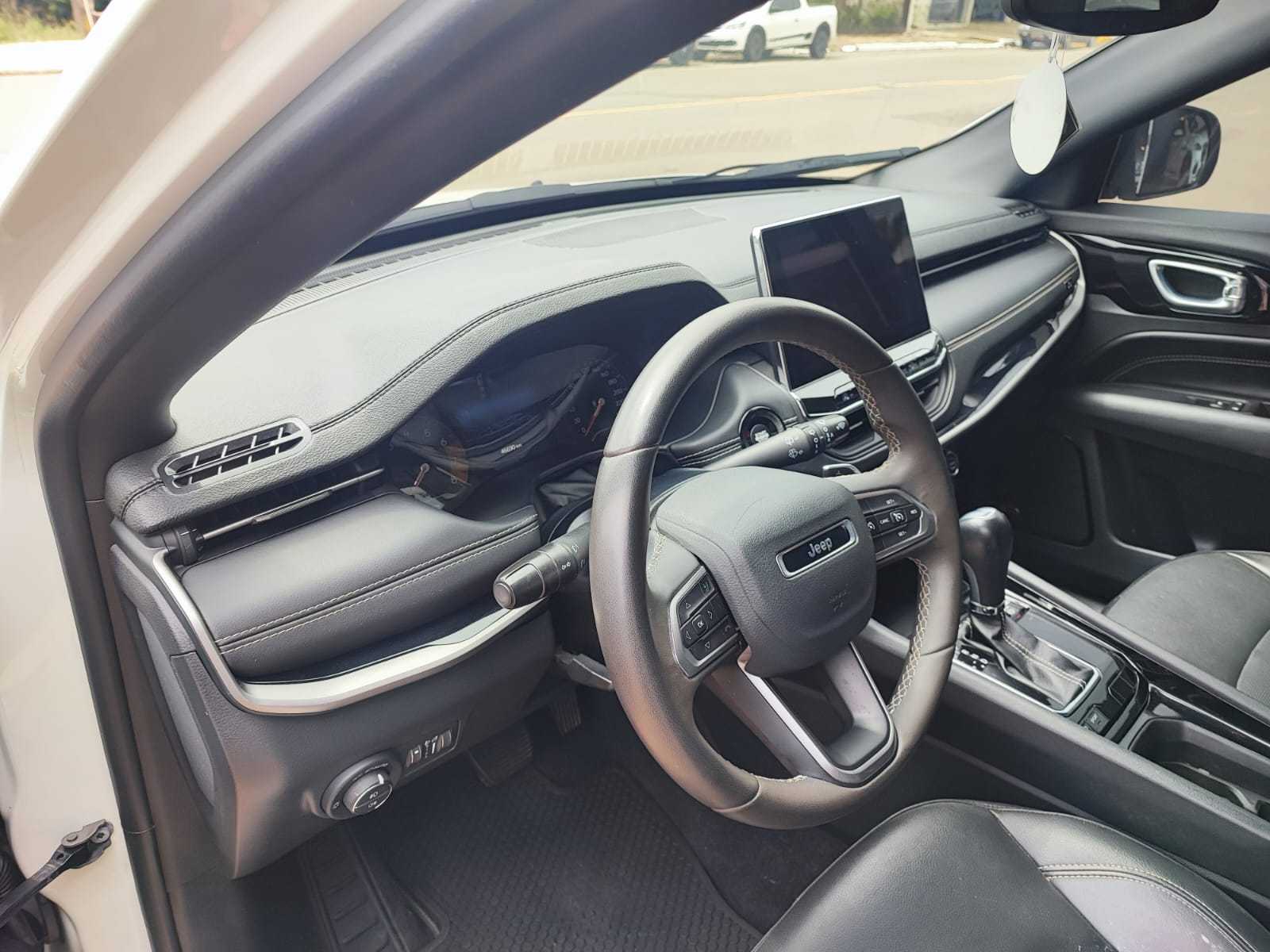 COMPASS LONGITUDE T270