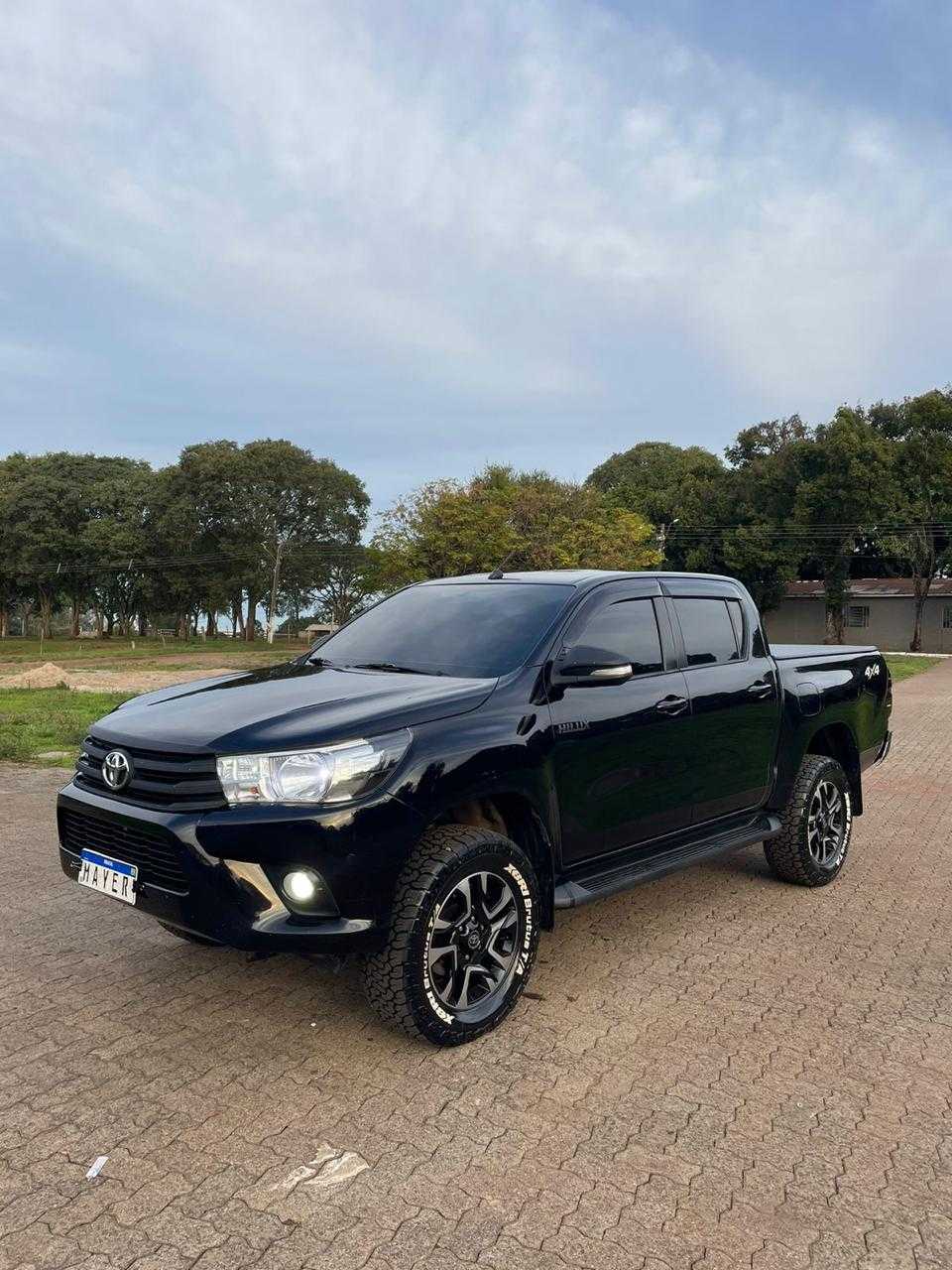 HILUX CD SRV 4X4