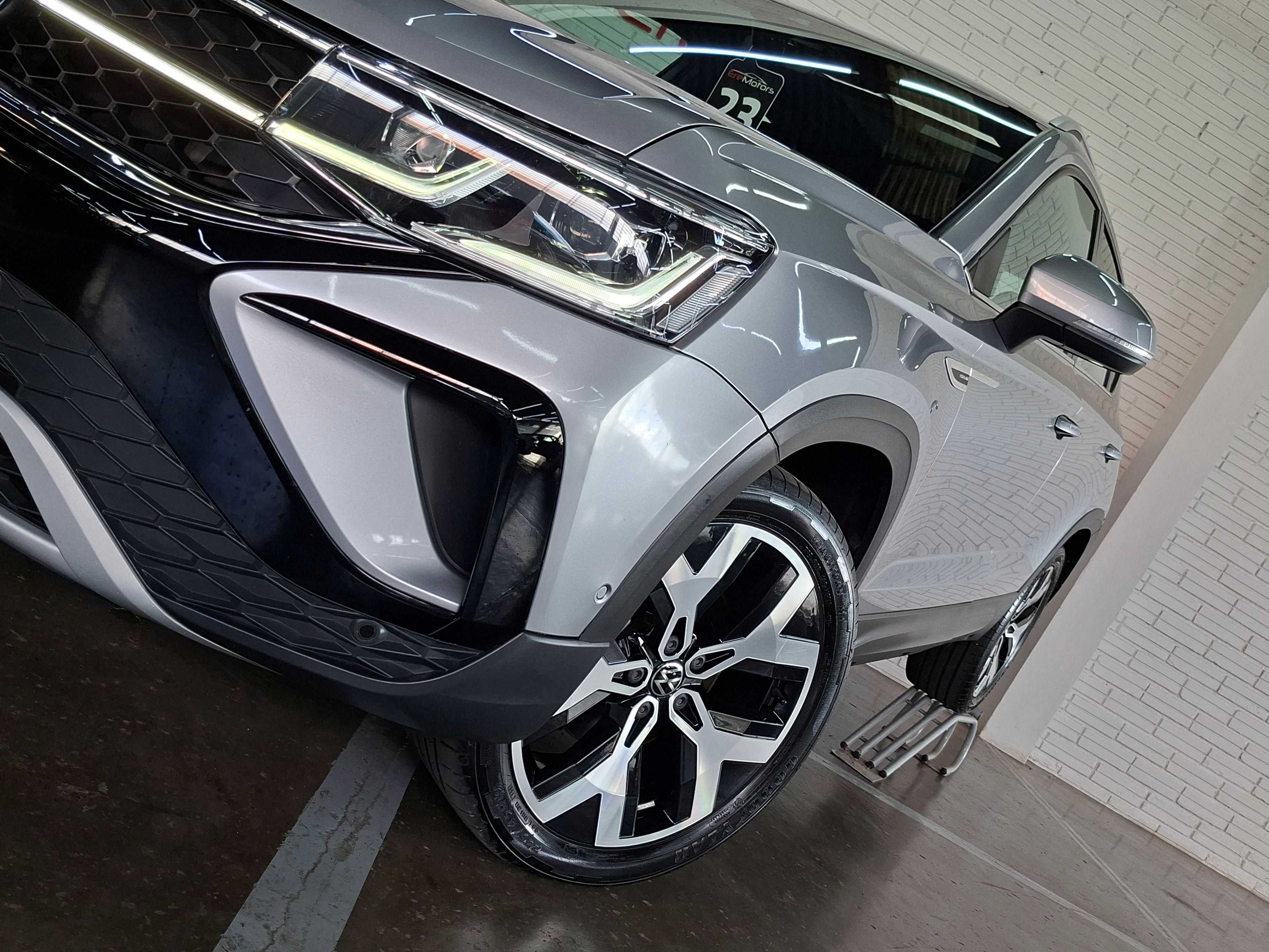 TAOS HIGHLINE 250TSI