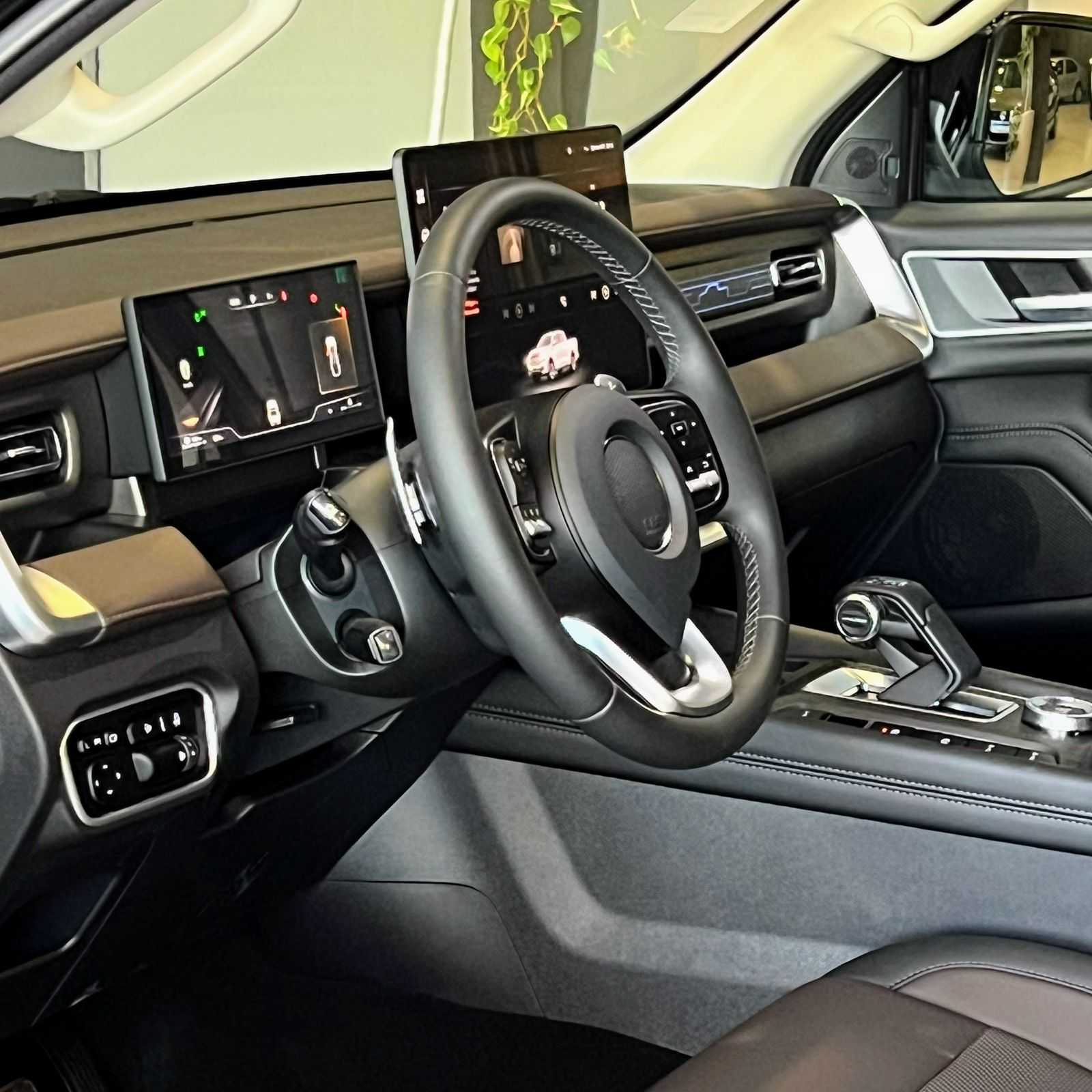 POER P30 EXCLUSIVE 2.4 TDI 4X4