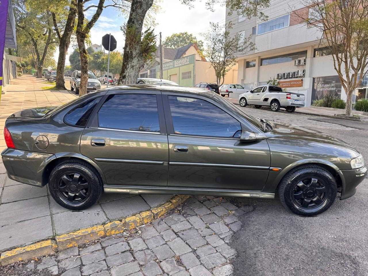 VECTRA GLS 2.2