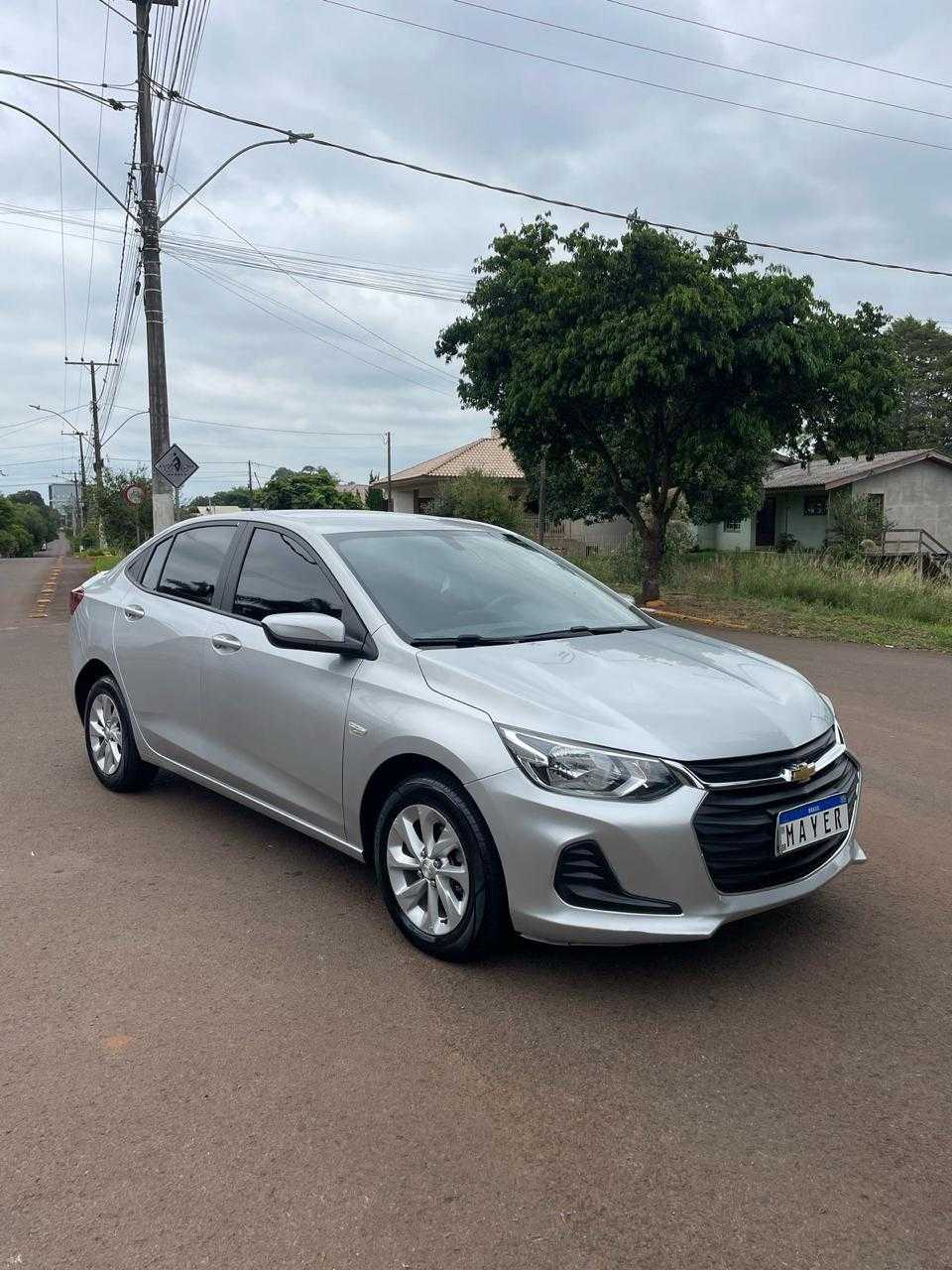 ONIX SEDAN PLUS LT 1.0