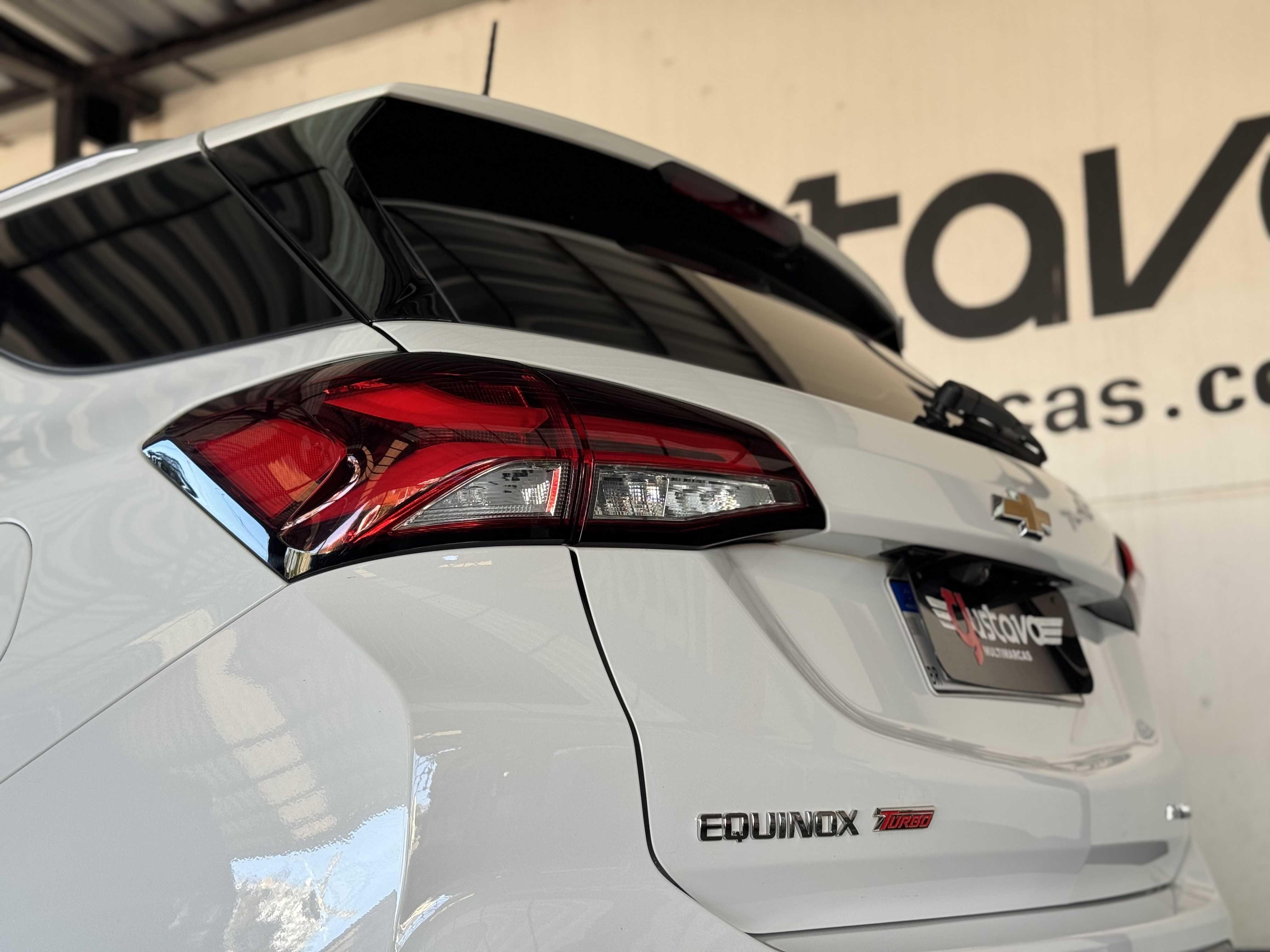 EQUINOX PREMIER