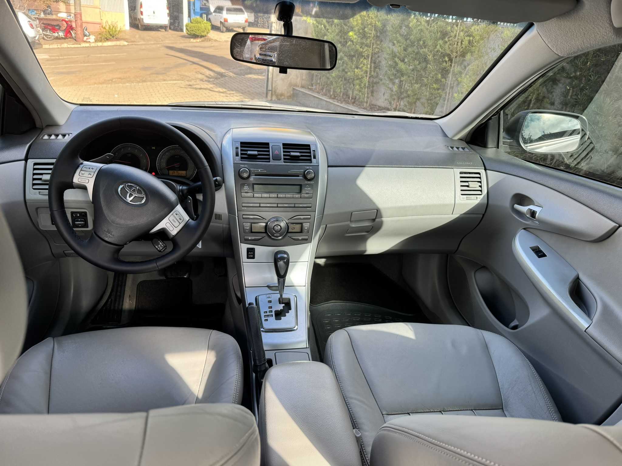 COROLLA XEI