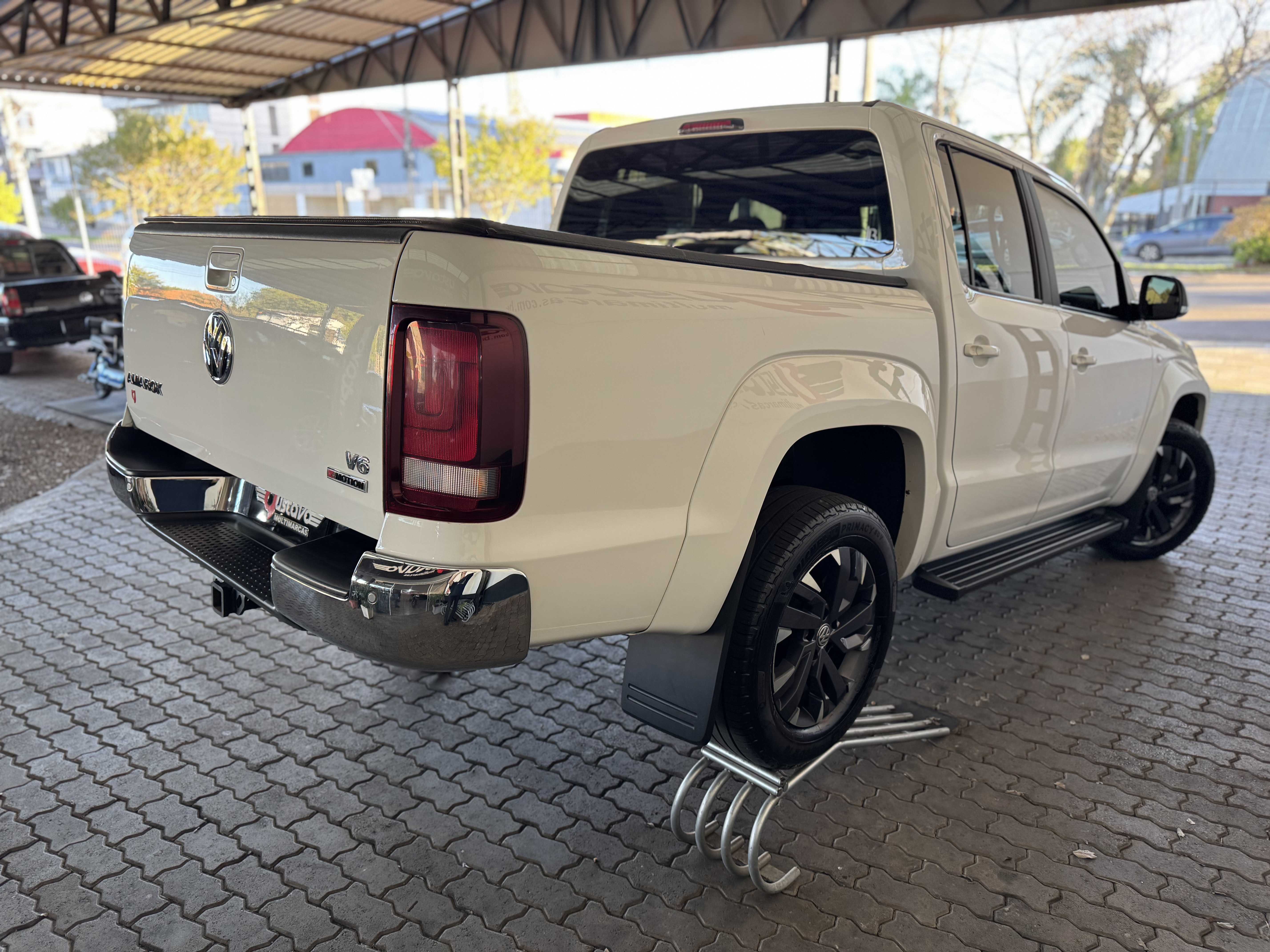 AMAROK HIGHLINE