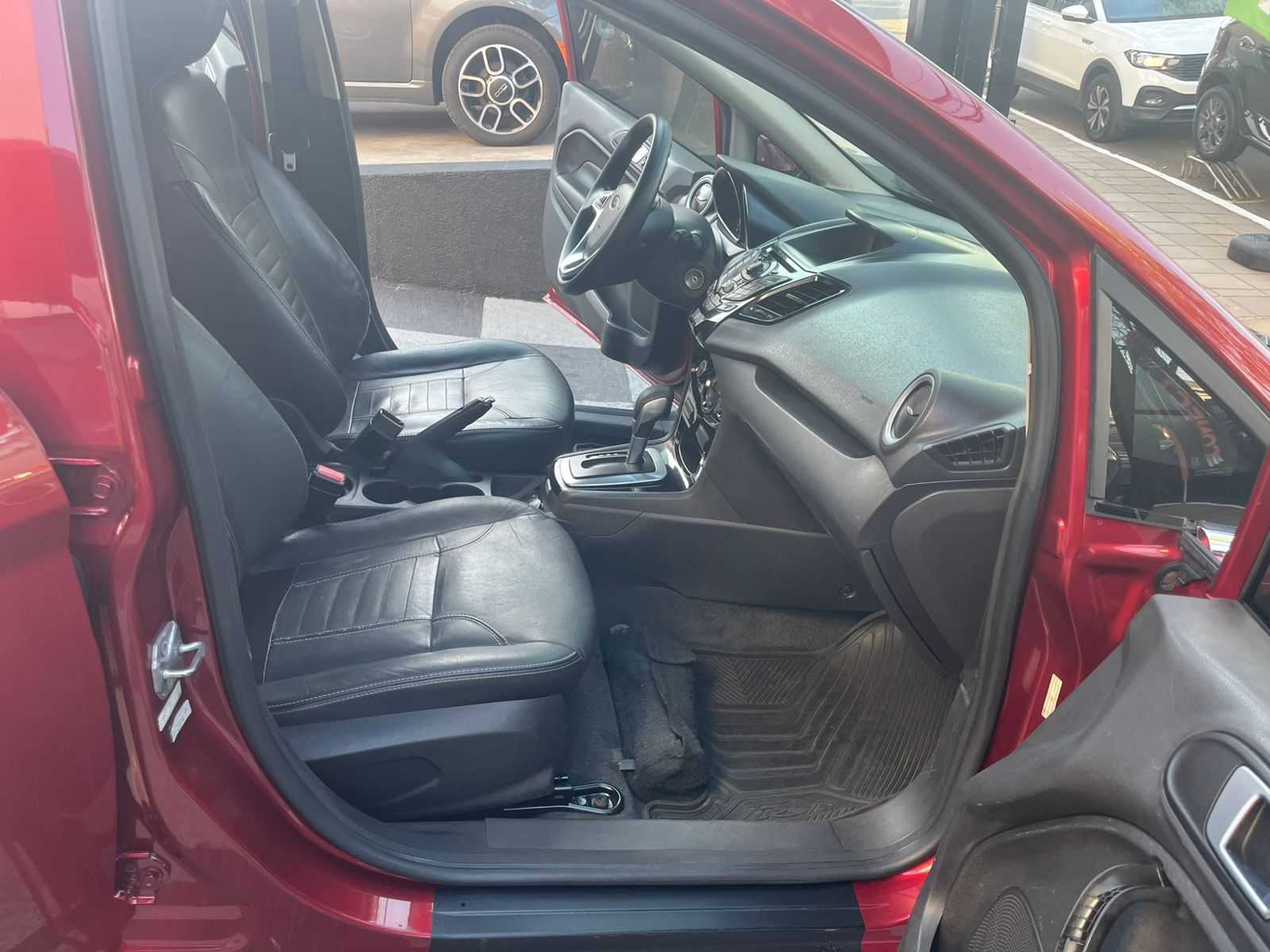 NEW FIESTA TITANIUM 1.6