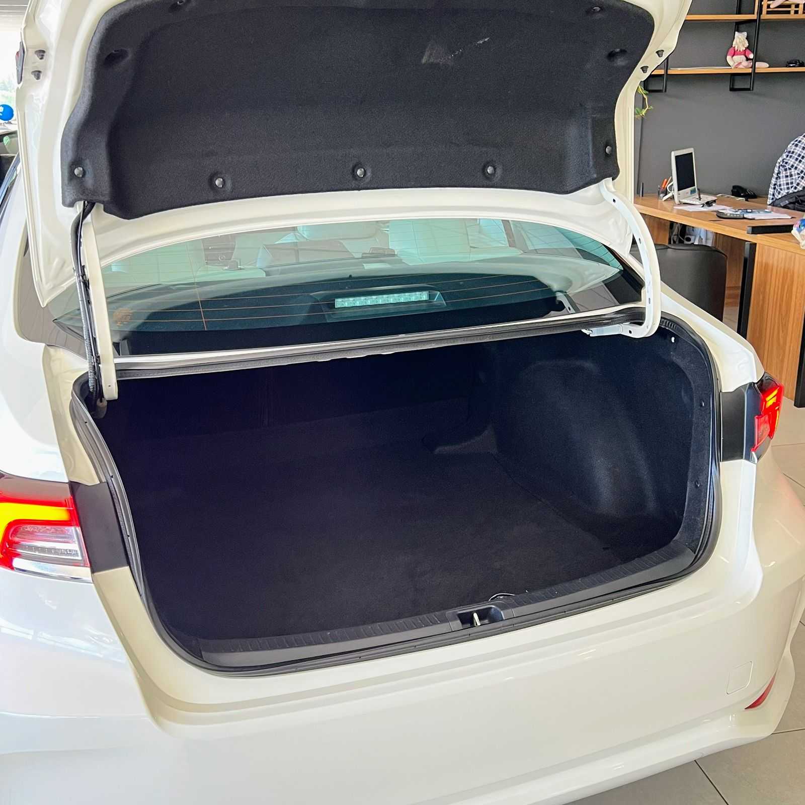 COROLLA ALTIS PREMIUM HYBRID