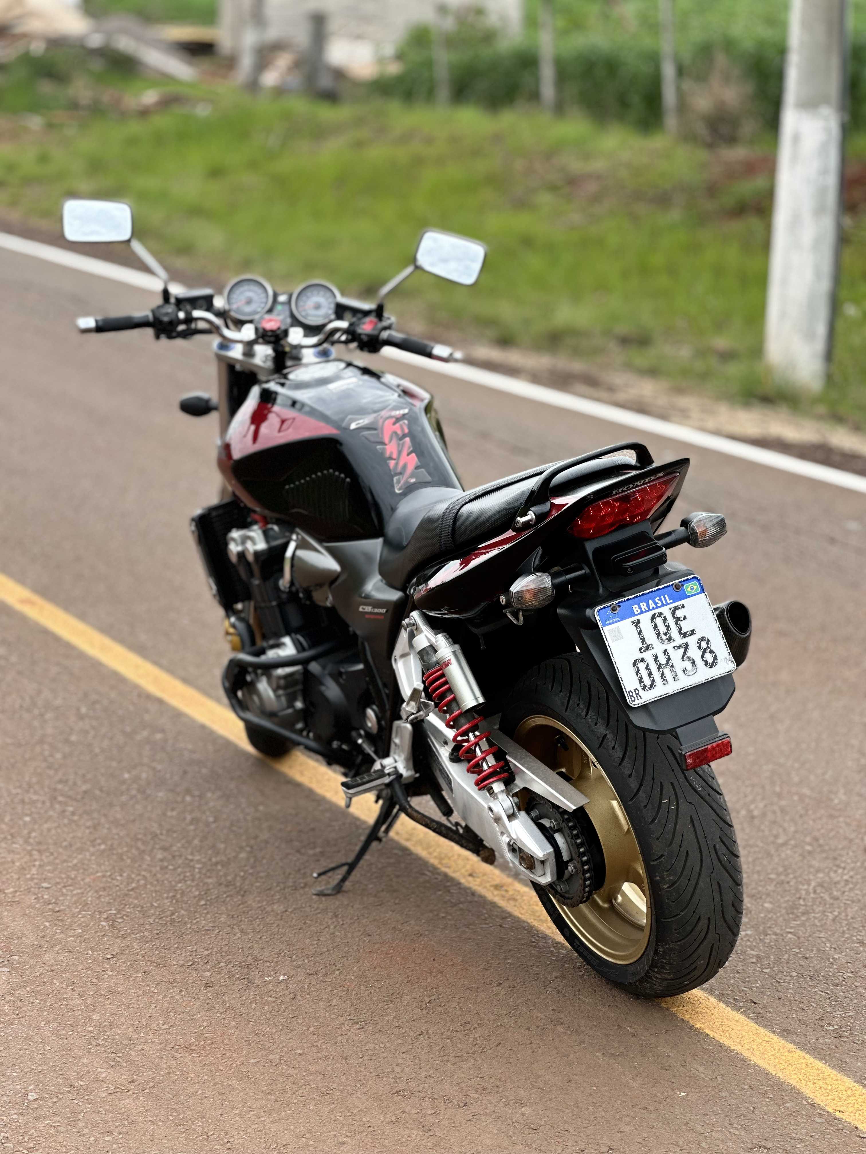 HONDA CB 1300 SUPER FOUR