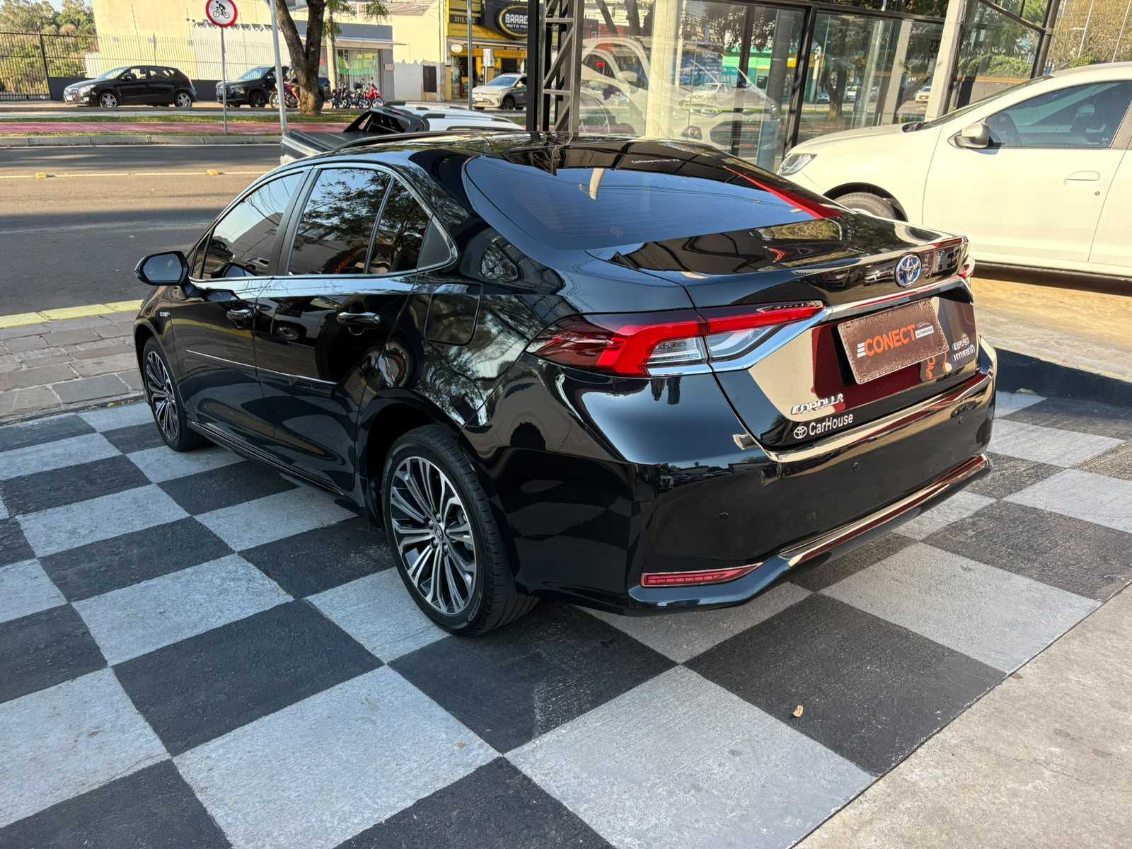 COROLLA ALTIS PREMIUM HIBRIDO