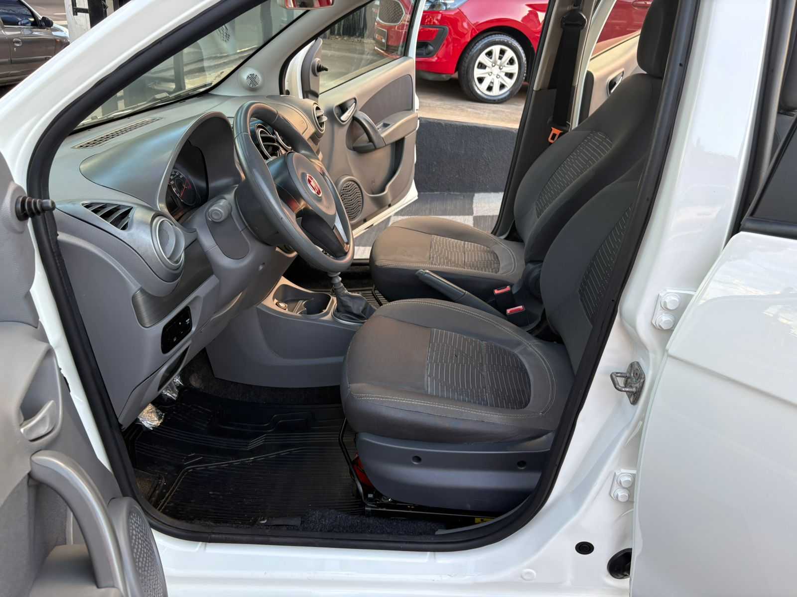 PALIO ATRACTIVE 1.0 COMPLETO