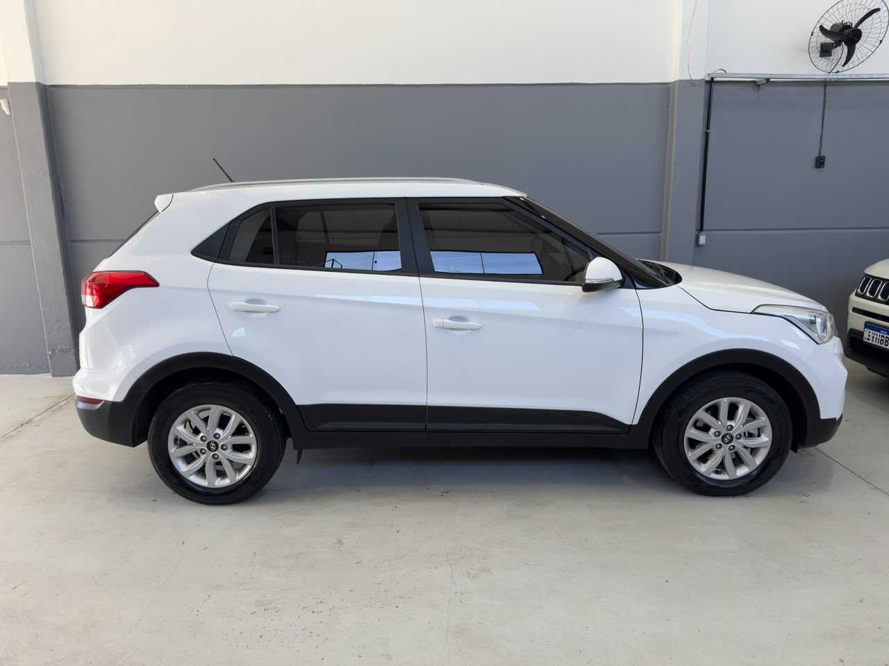 CRETA ACTION 1.6 ÚNICA DONA