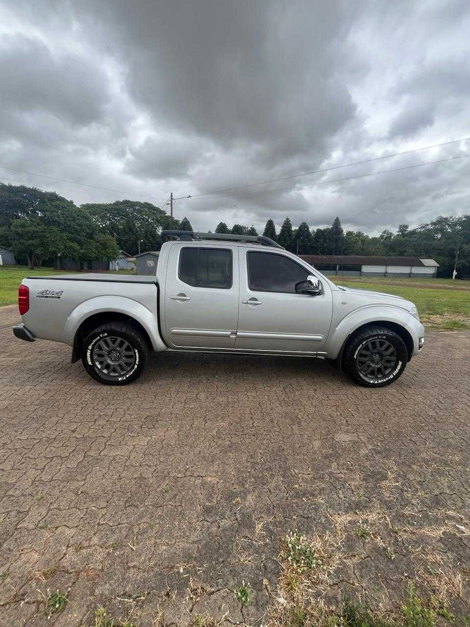 FRONTIER SL CD 4X4 AUT.