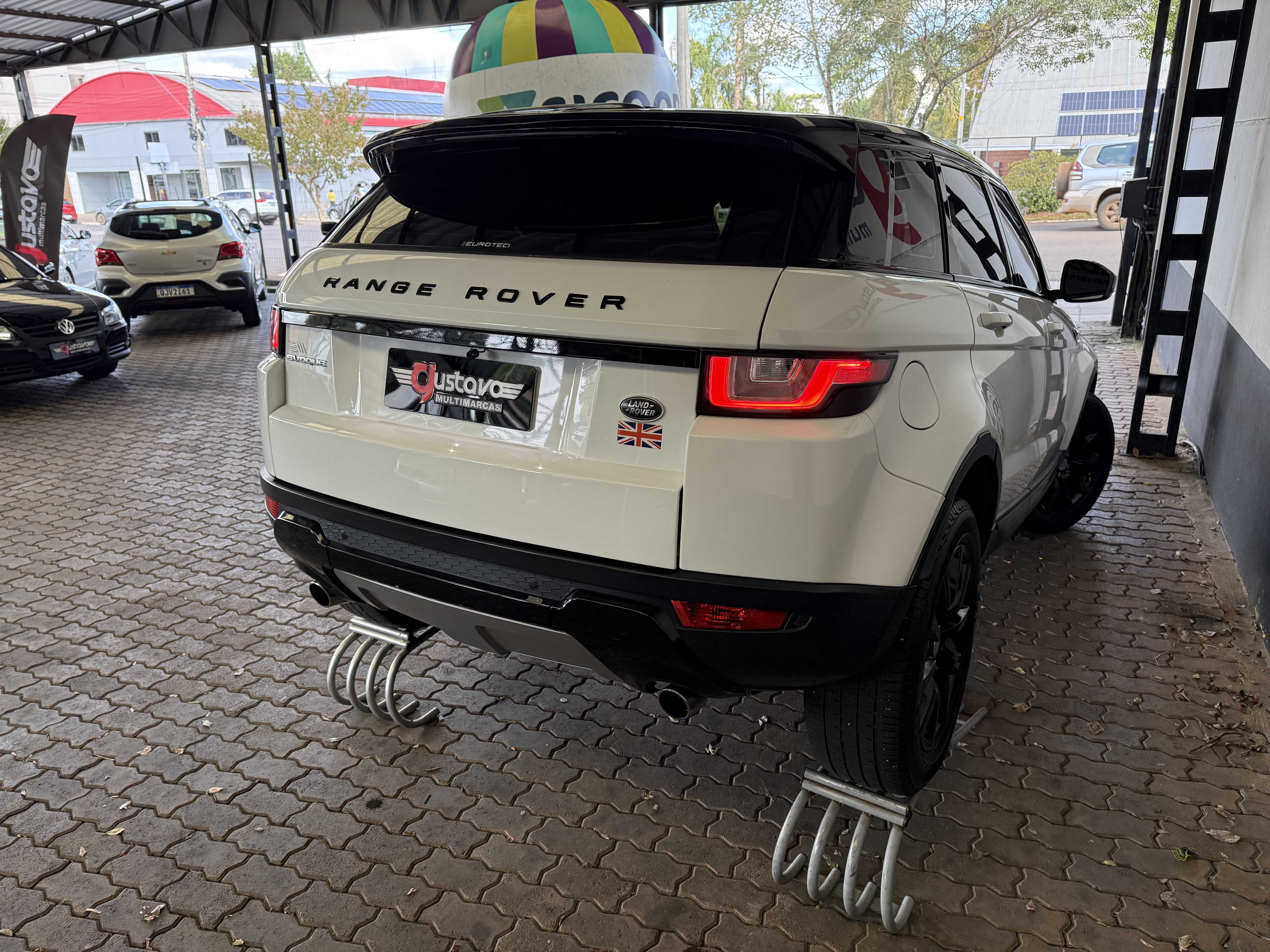 LAND ROVER EVOQUE SE