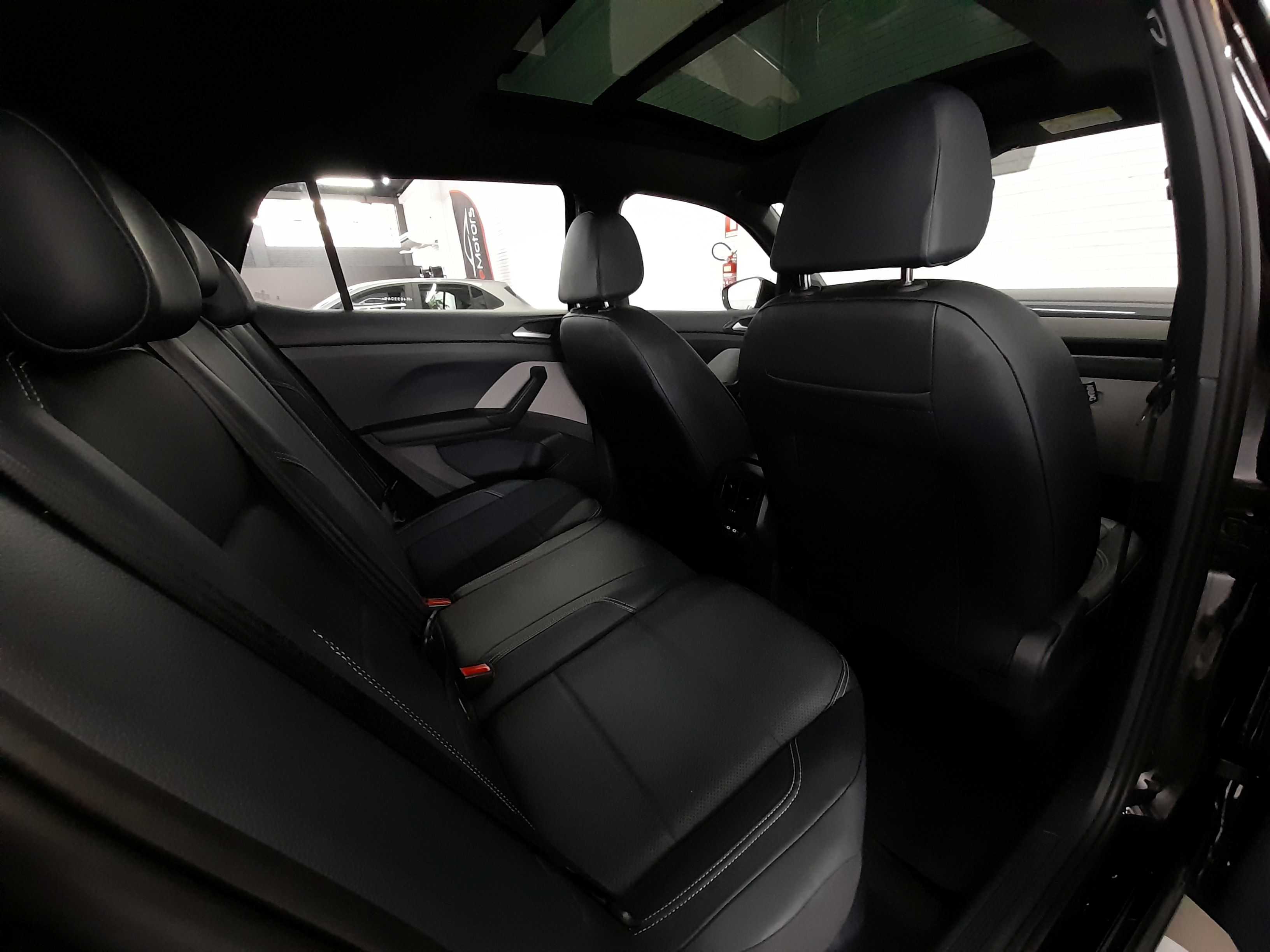 T-CROSS HIGHLINE 250TSI
