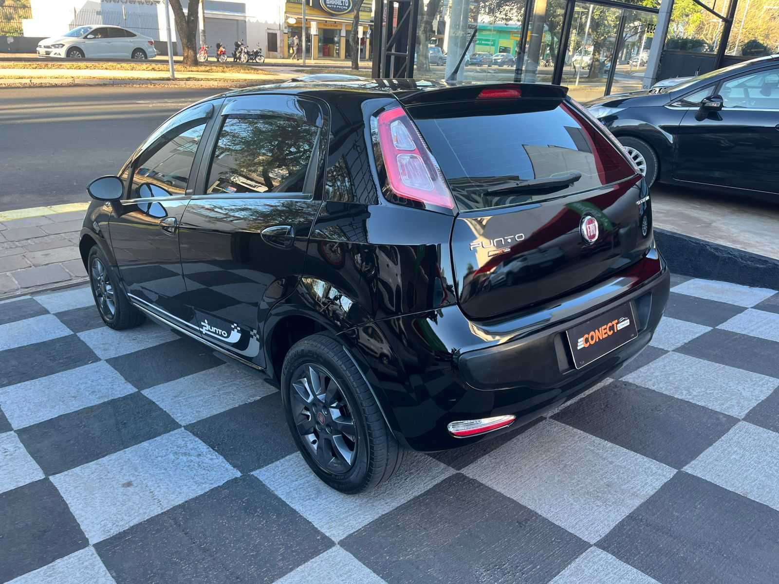 PUNTO 1.4 ATTRACTIVE